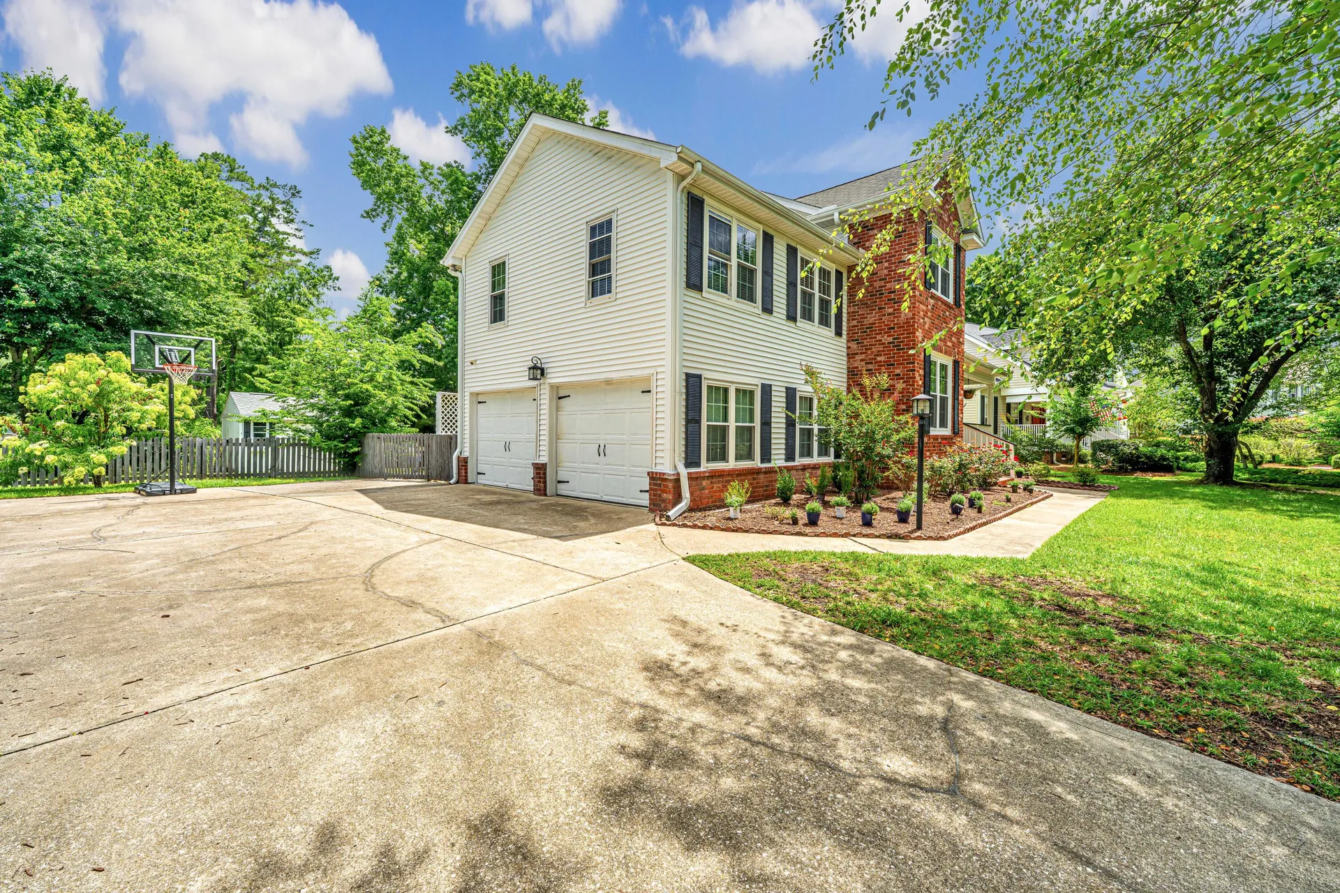Property image 4 at 2026 Thornhill Drive, Summerville, SC 29485