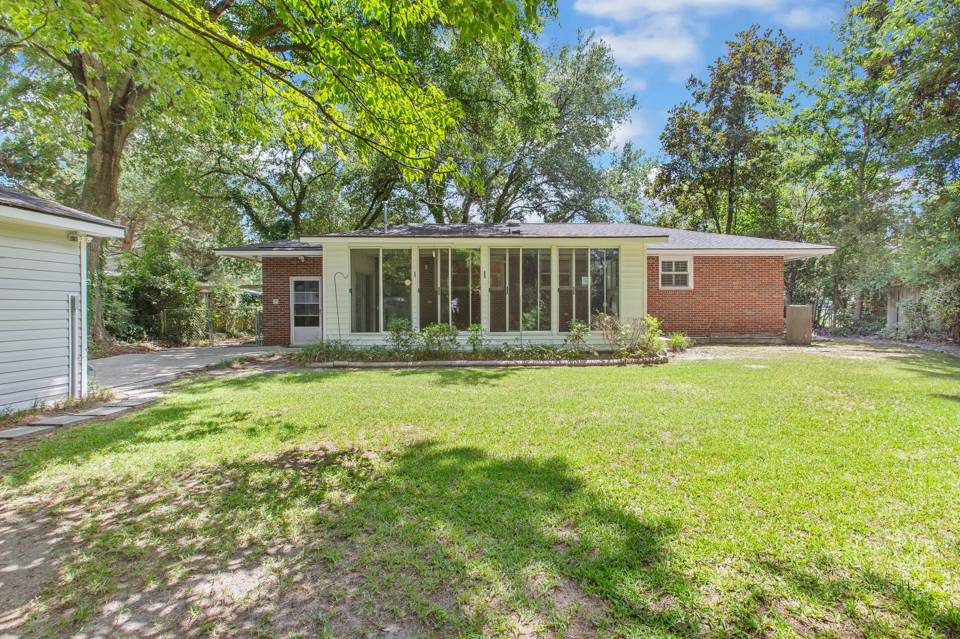 Sedgefield, Goose Creek Community