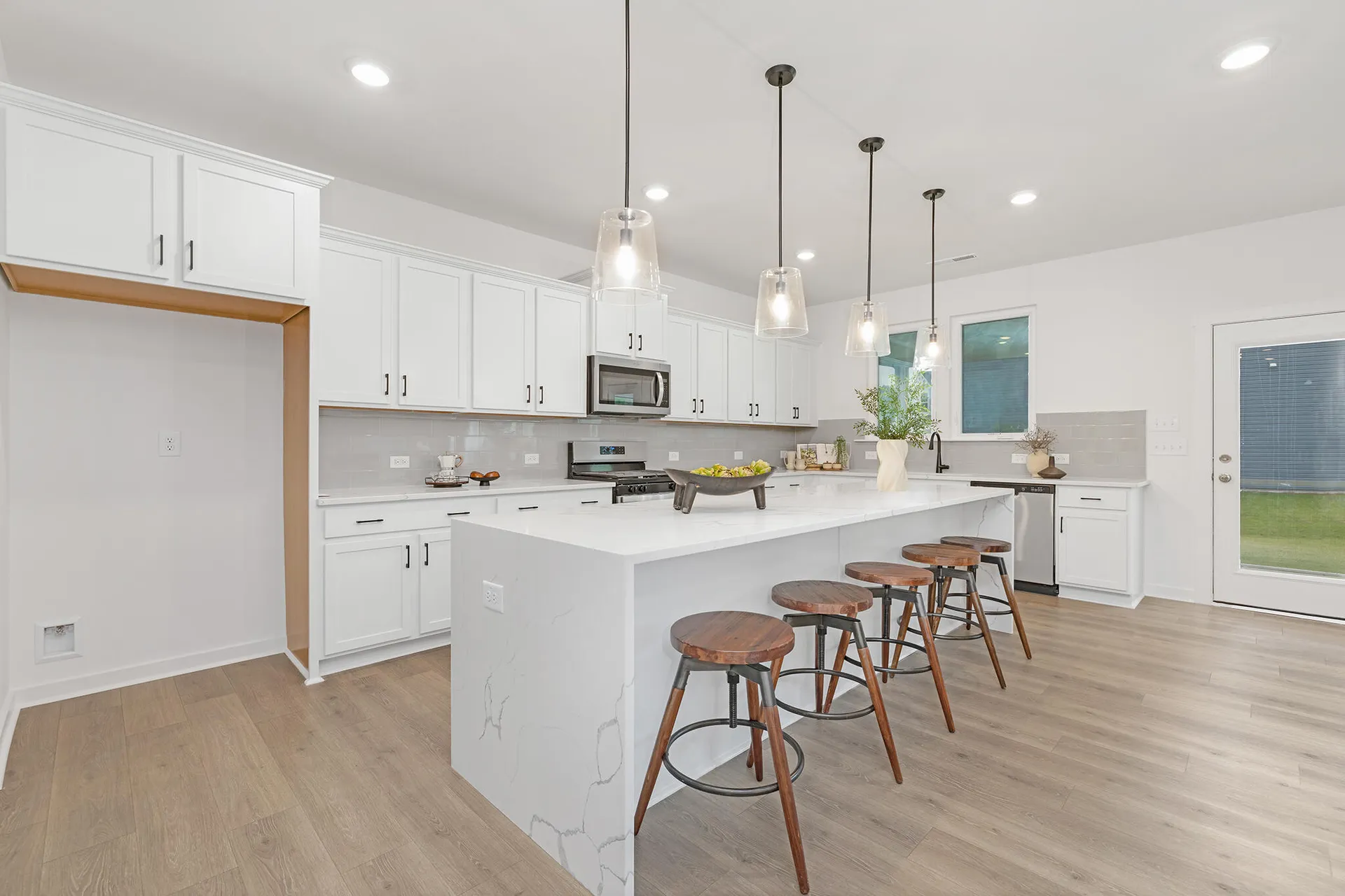 Property image 2 at 1030 Drakeford Street 14p, Saint George, SC 29477