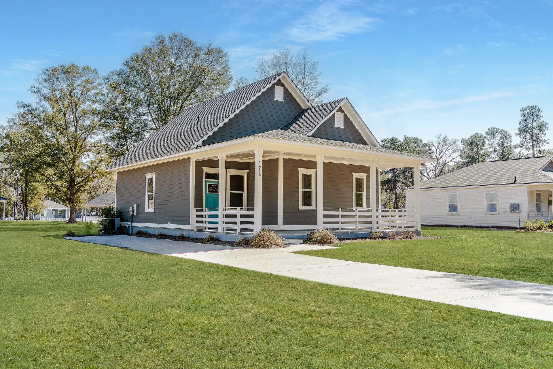 1813 Gordon Road