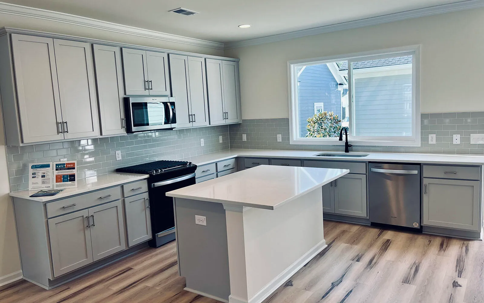 Property image 4 at 757 Blueway Avenue, Summerville, SC 29486