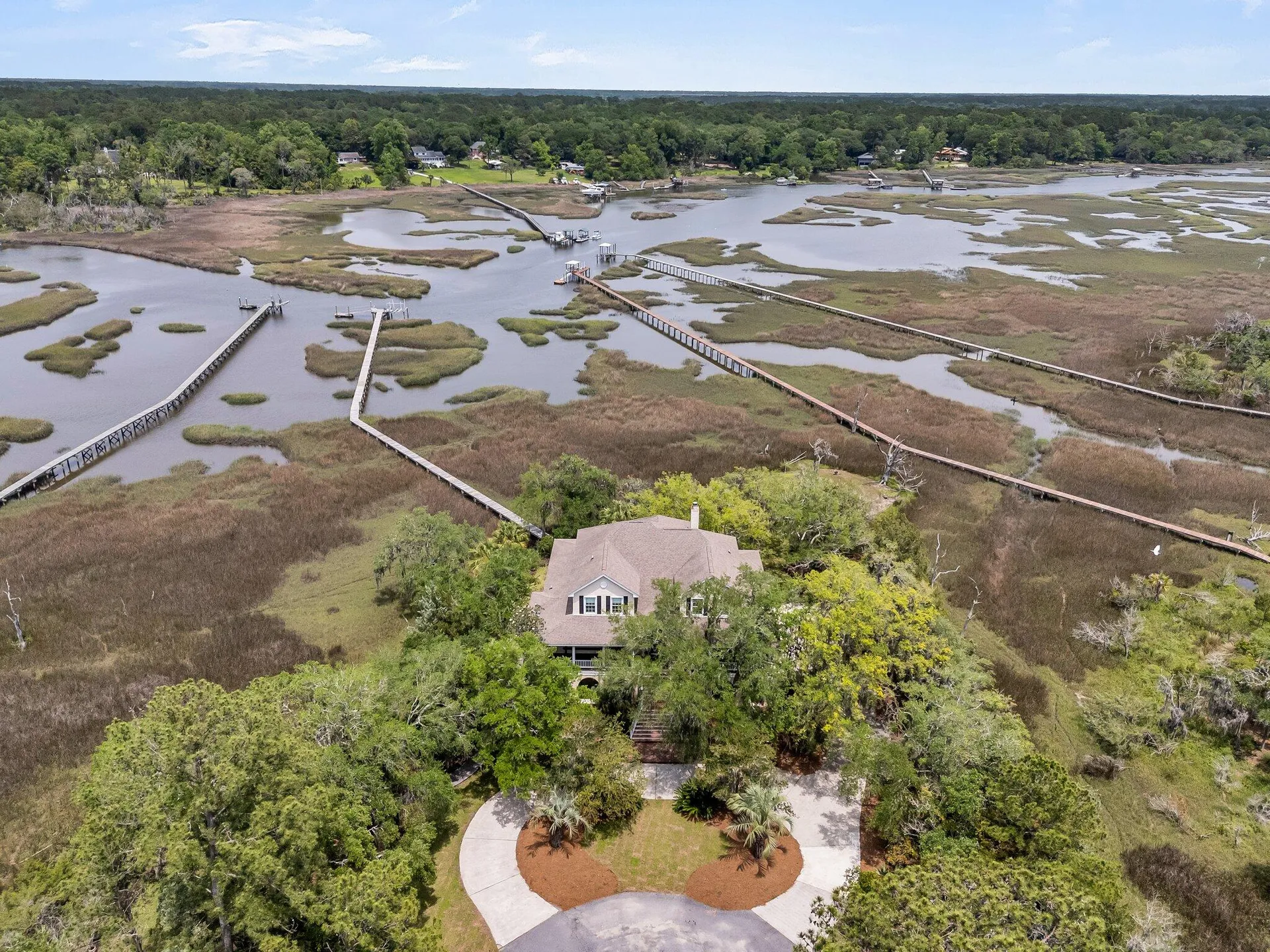 Stono Ferry, Hollywood Community
