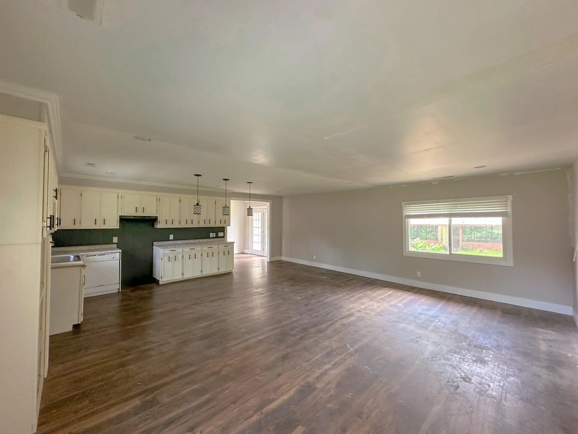 Property image 5 at 381 Fountain Lake Drive, Eutawville, SC 29048