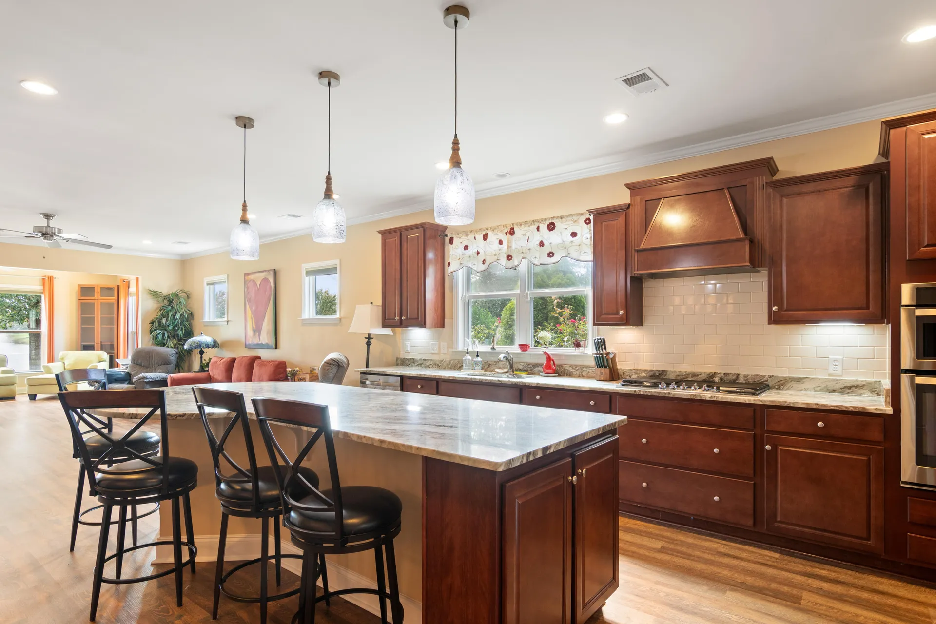 Property image 4 at 586 Eastern Isle Avenue, Summerville, SC 29486