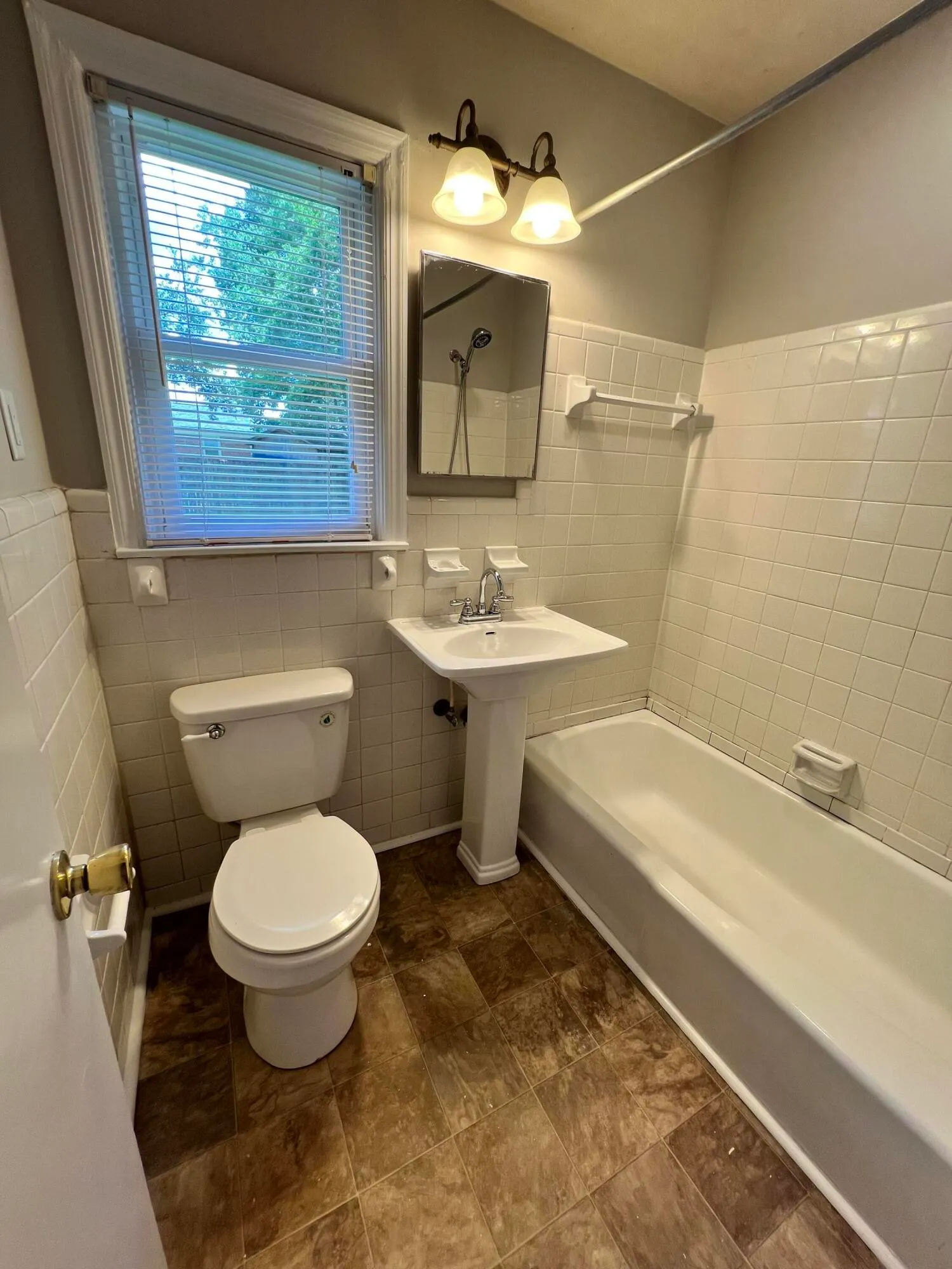 Property image 5 at 420 Sarah Drive, Goose Creek, SC 29445