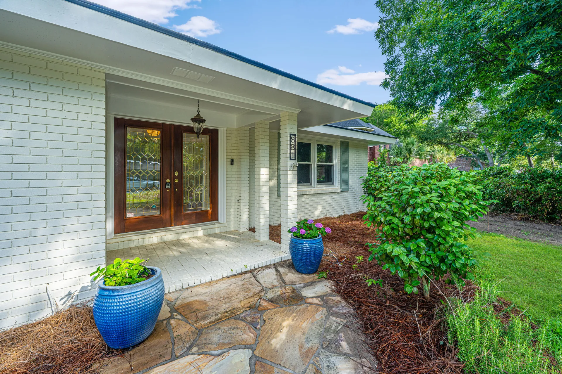 Fort Johnson Estates, Charleston Community