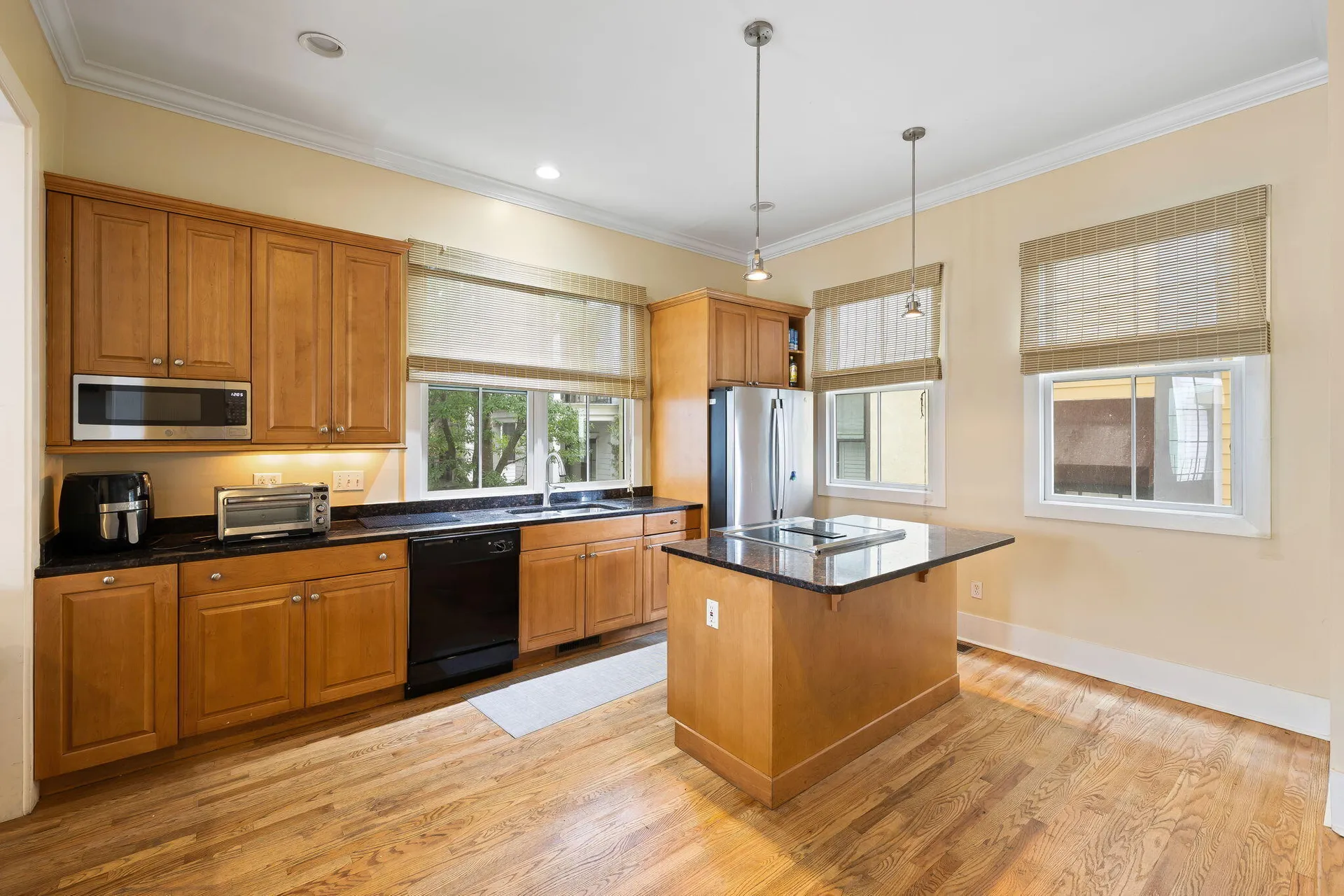 Property image 5 at 22a Corinne Street 31, Charleston, SC 29403