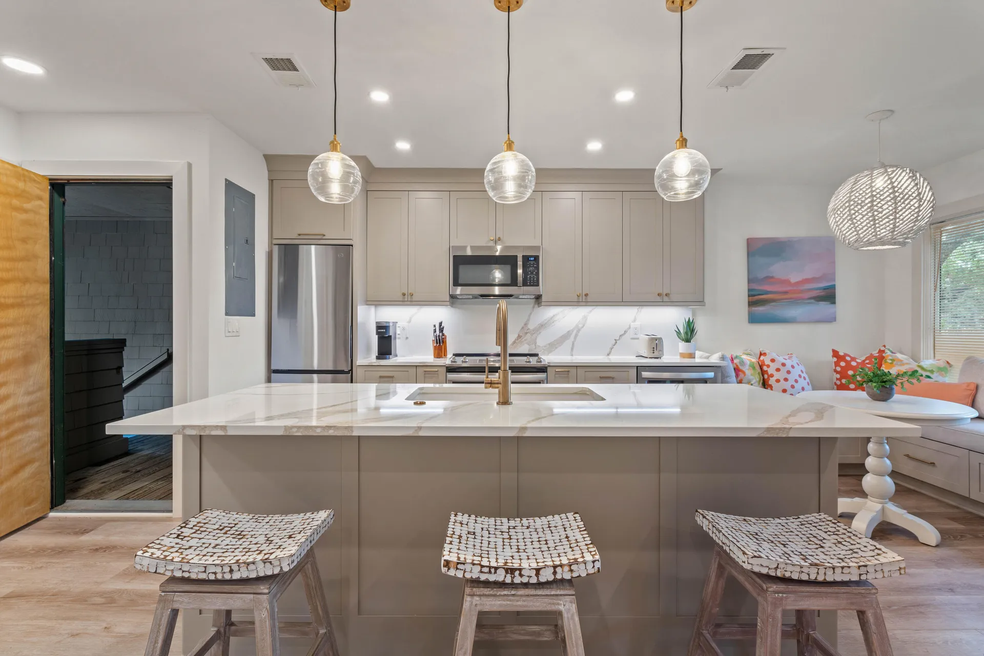 4714 Tennis Club Lane