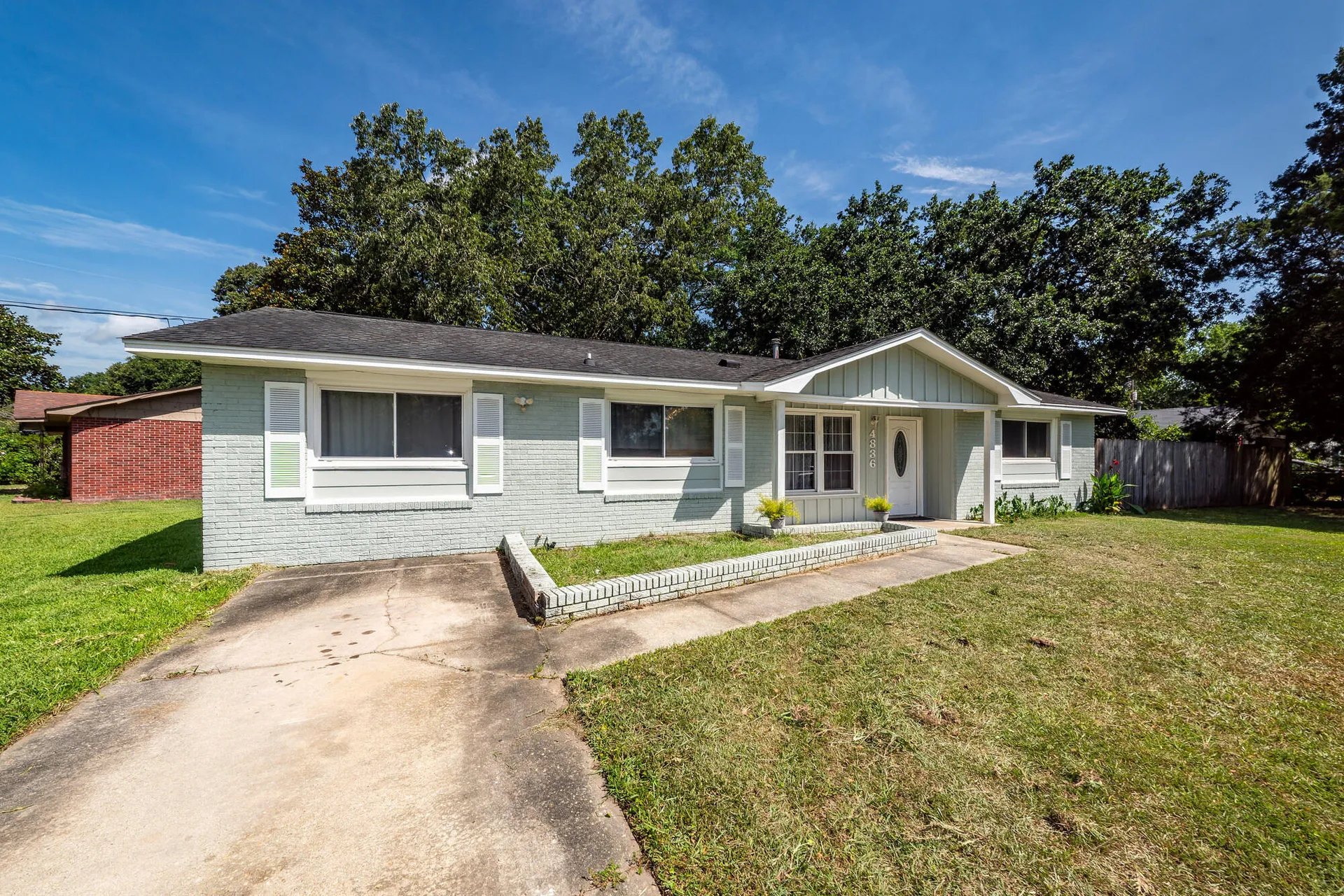 Forest Hills, North Charleston Community