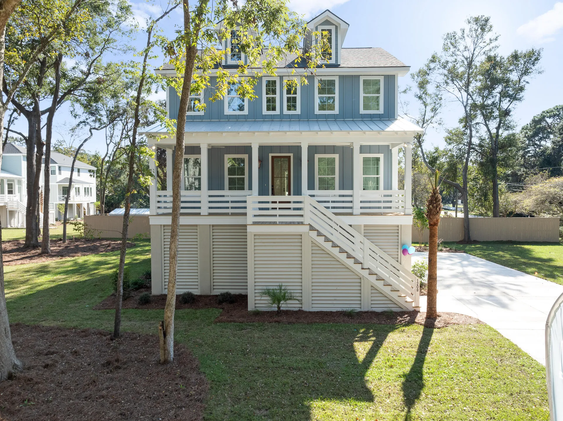 Fort Lamar, Charleston Community