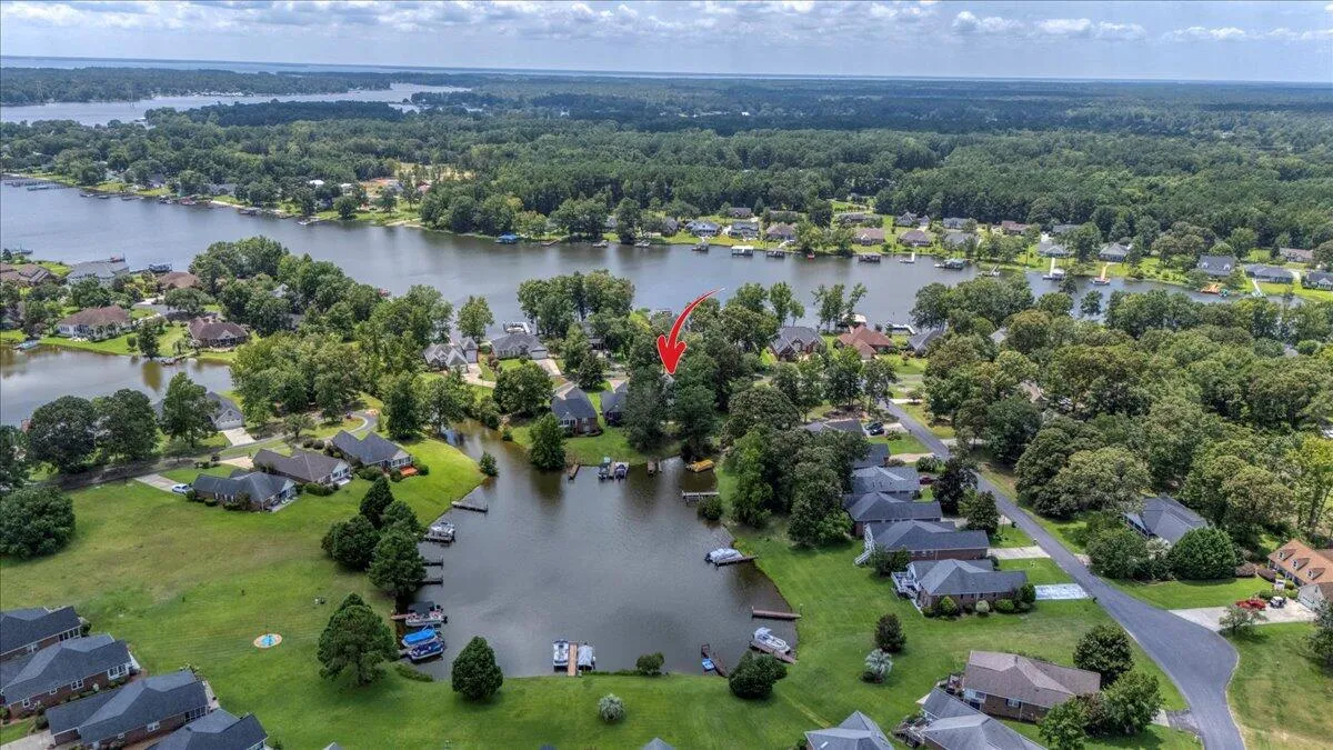 Property image 2 at 14 Ridge Lake Drive, Manning, SC 29102