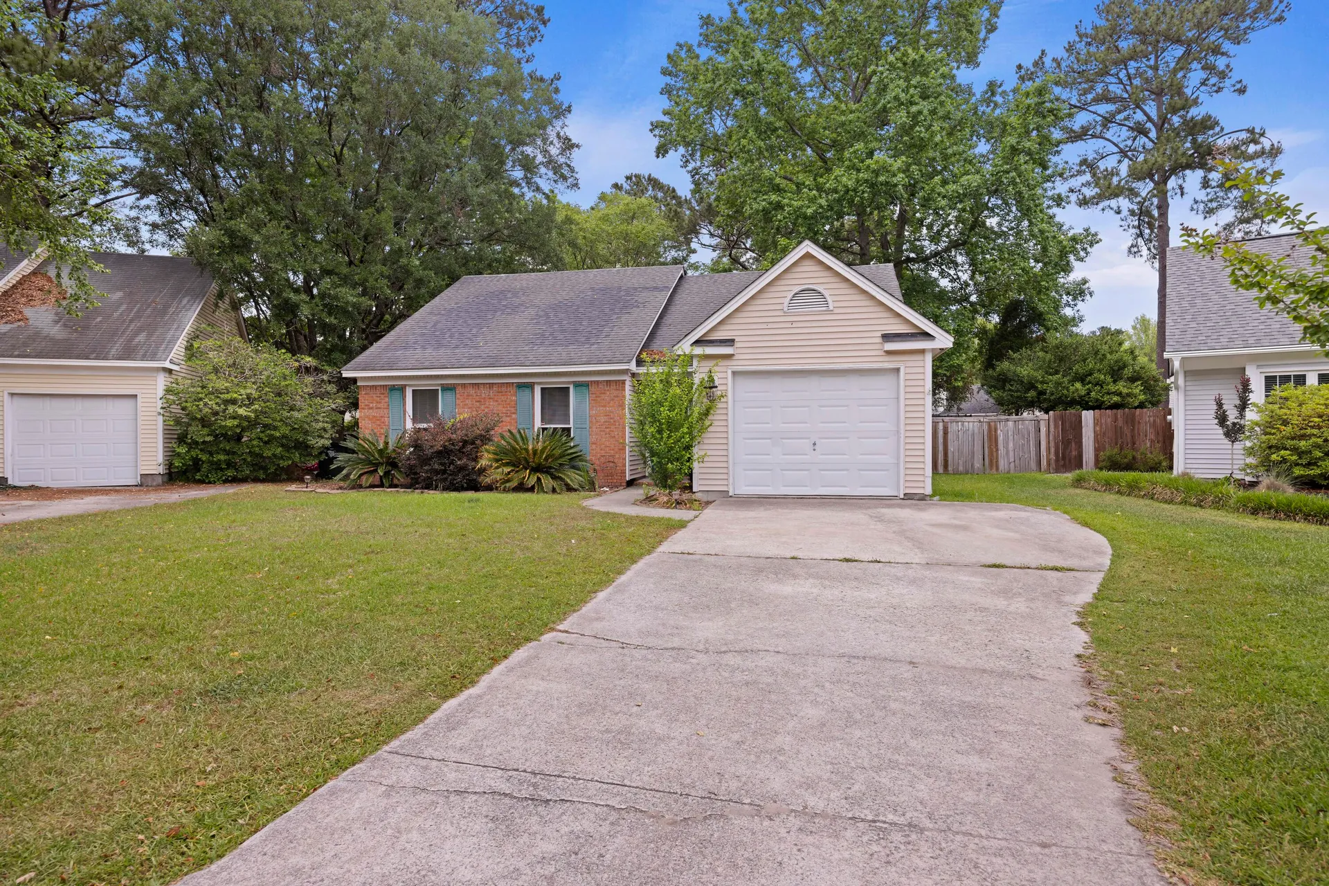 Property image 4 at 111 Macfarren Lane, Summerville, SC 29485