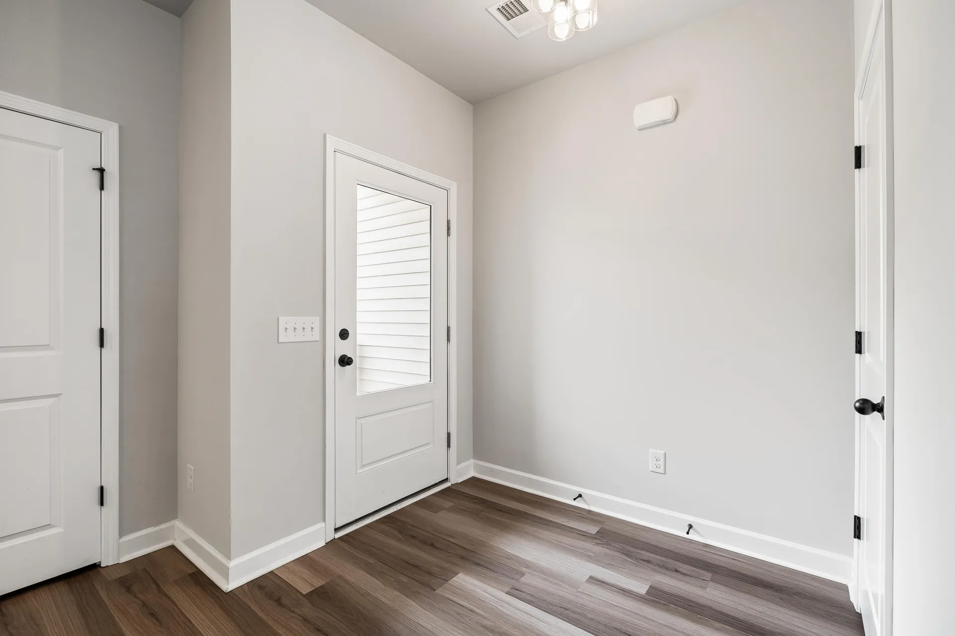 Property image 4 at 582 Mclernon Trace, Johns Island, SC 29455