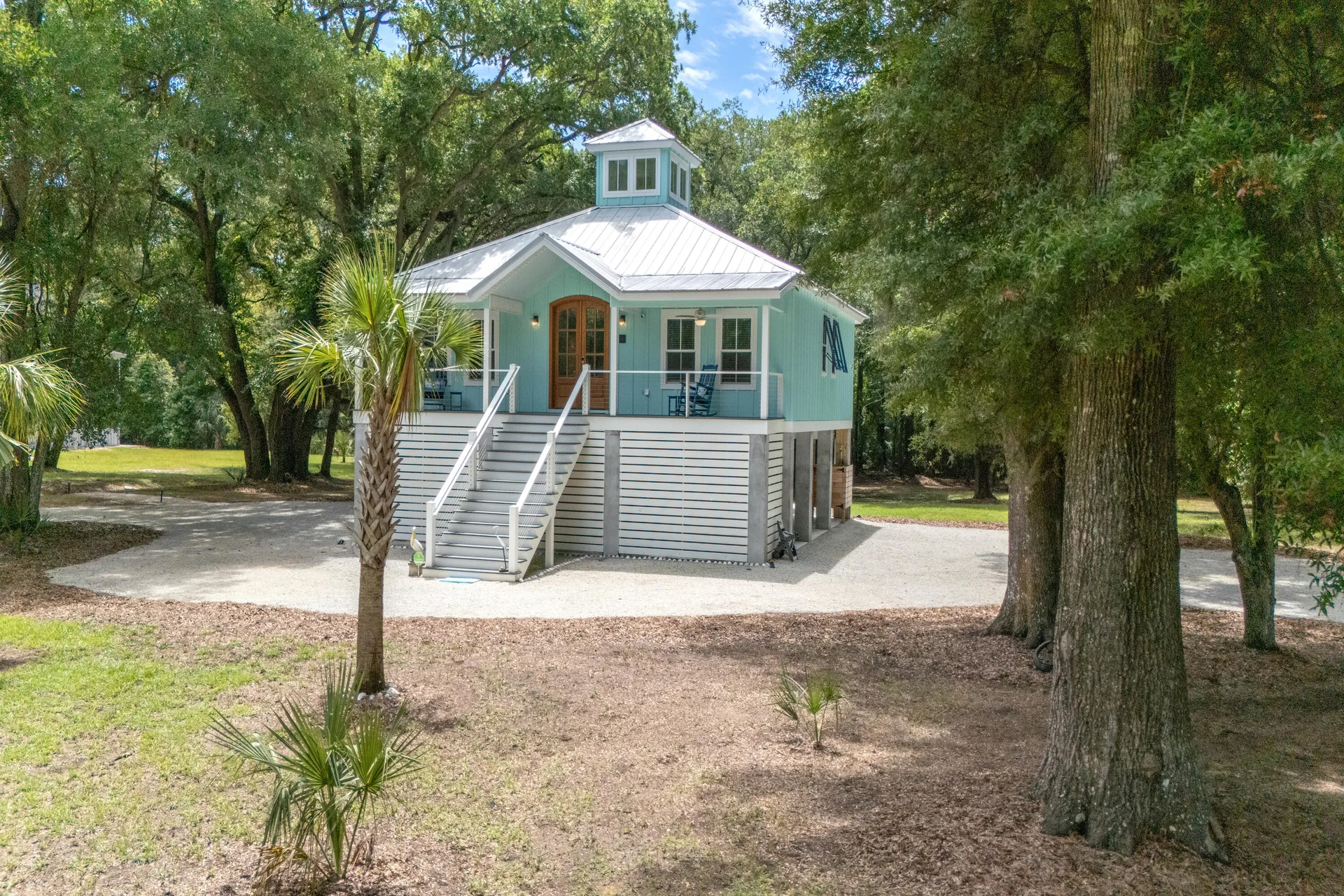 Property image 3 at 16 Oakwood Lane, Edisto Island, SC 29438