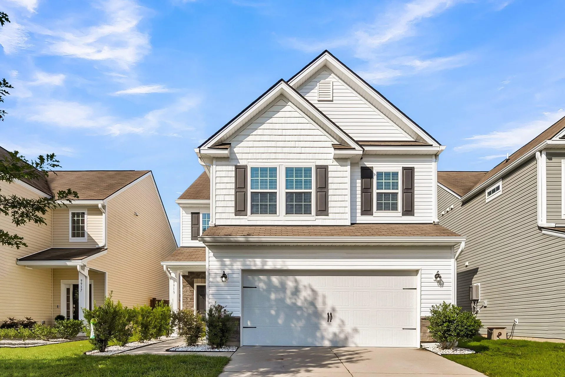 9915 Honeylocust Lane