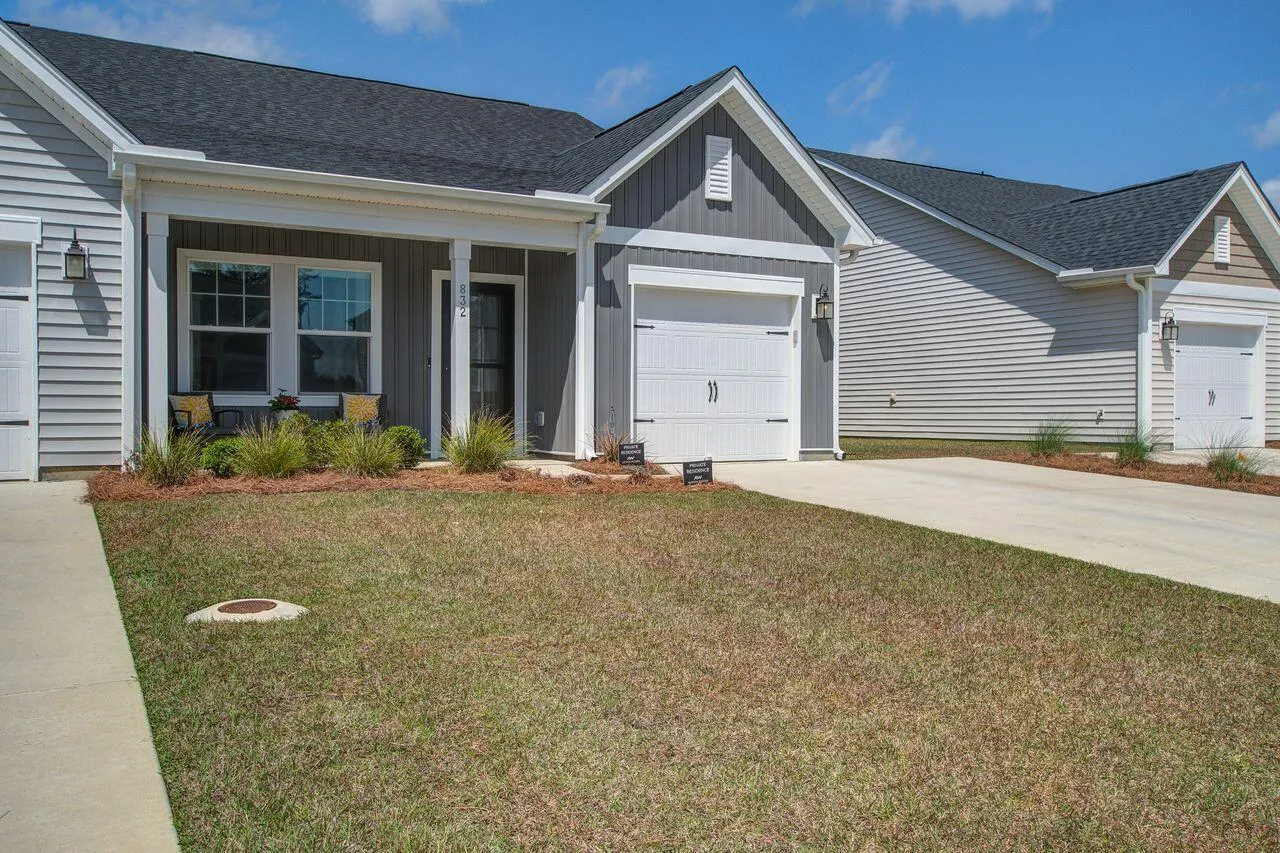 Property image 2 at 832 Descartes Street, Summerville, SC 29486