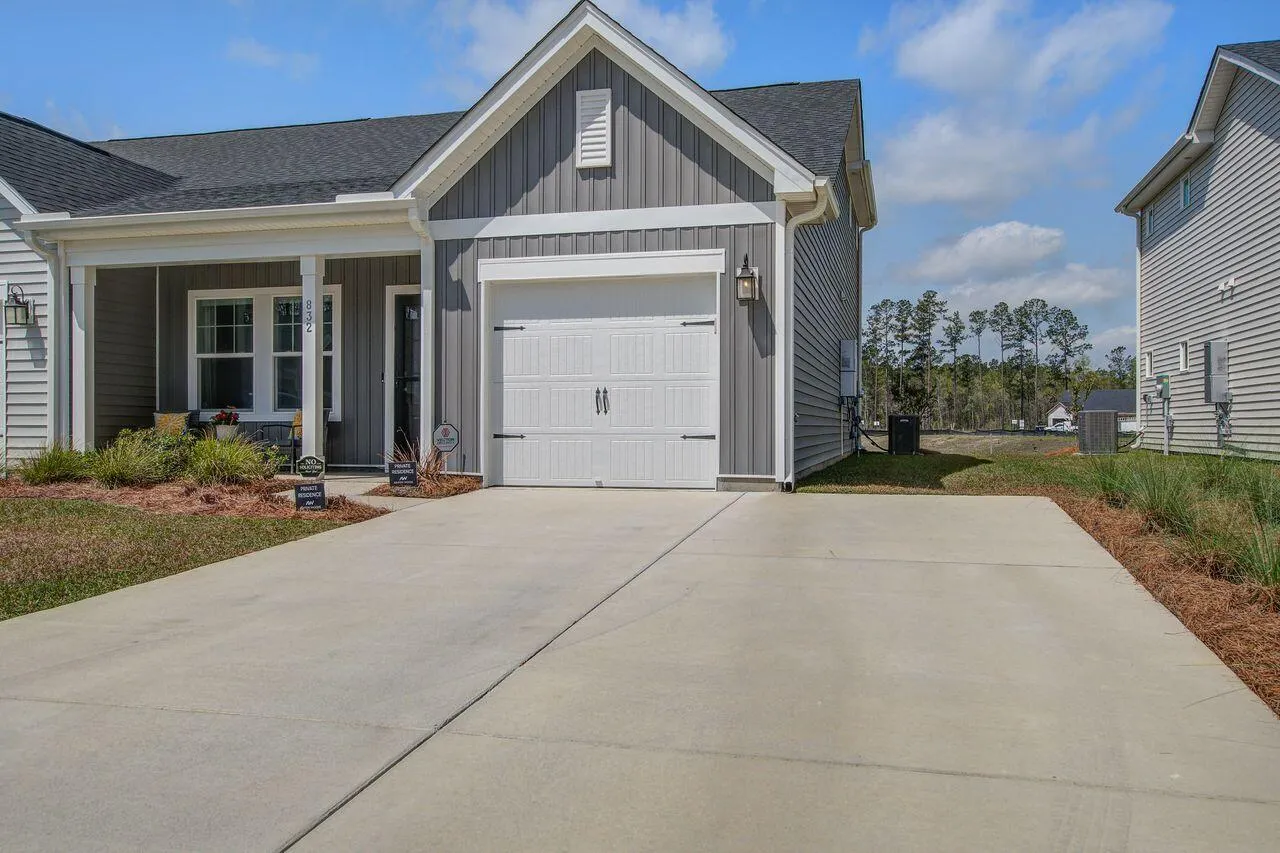 Property image 3 at 832 Descartes Street, Summerville, SC 29486