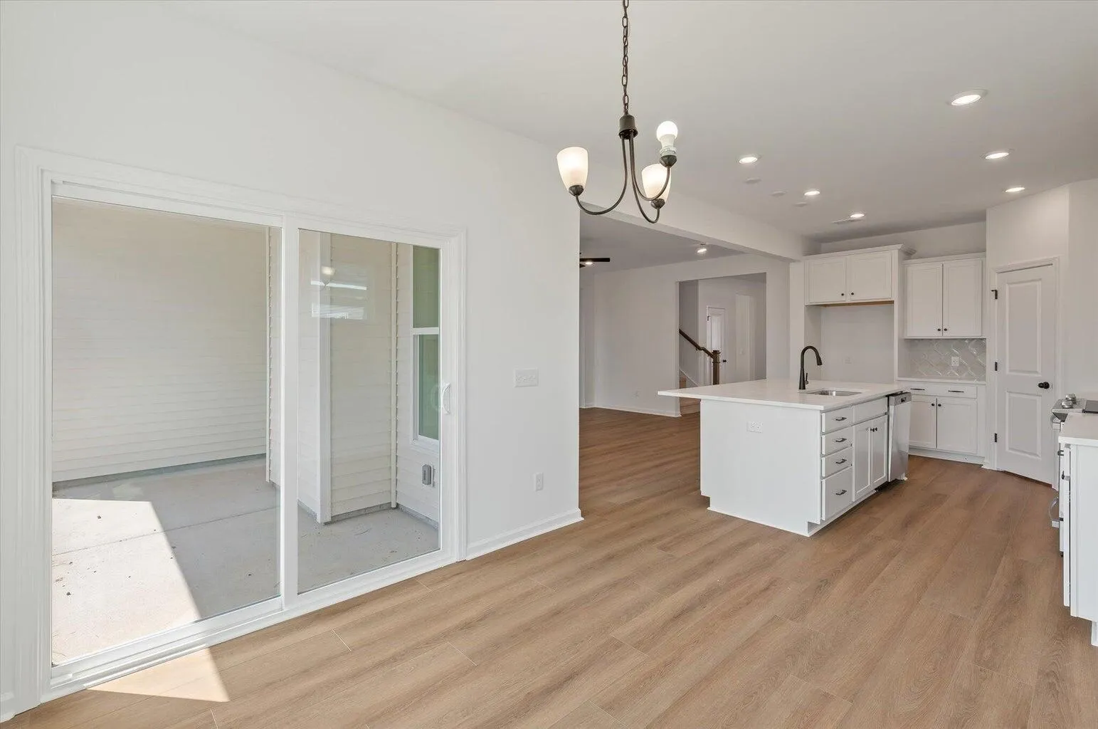 Property image 4 at 126 Shingle Oak Drive, Moncks Corner, SC 29461