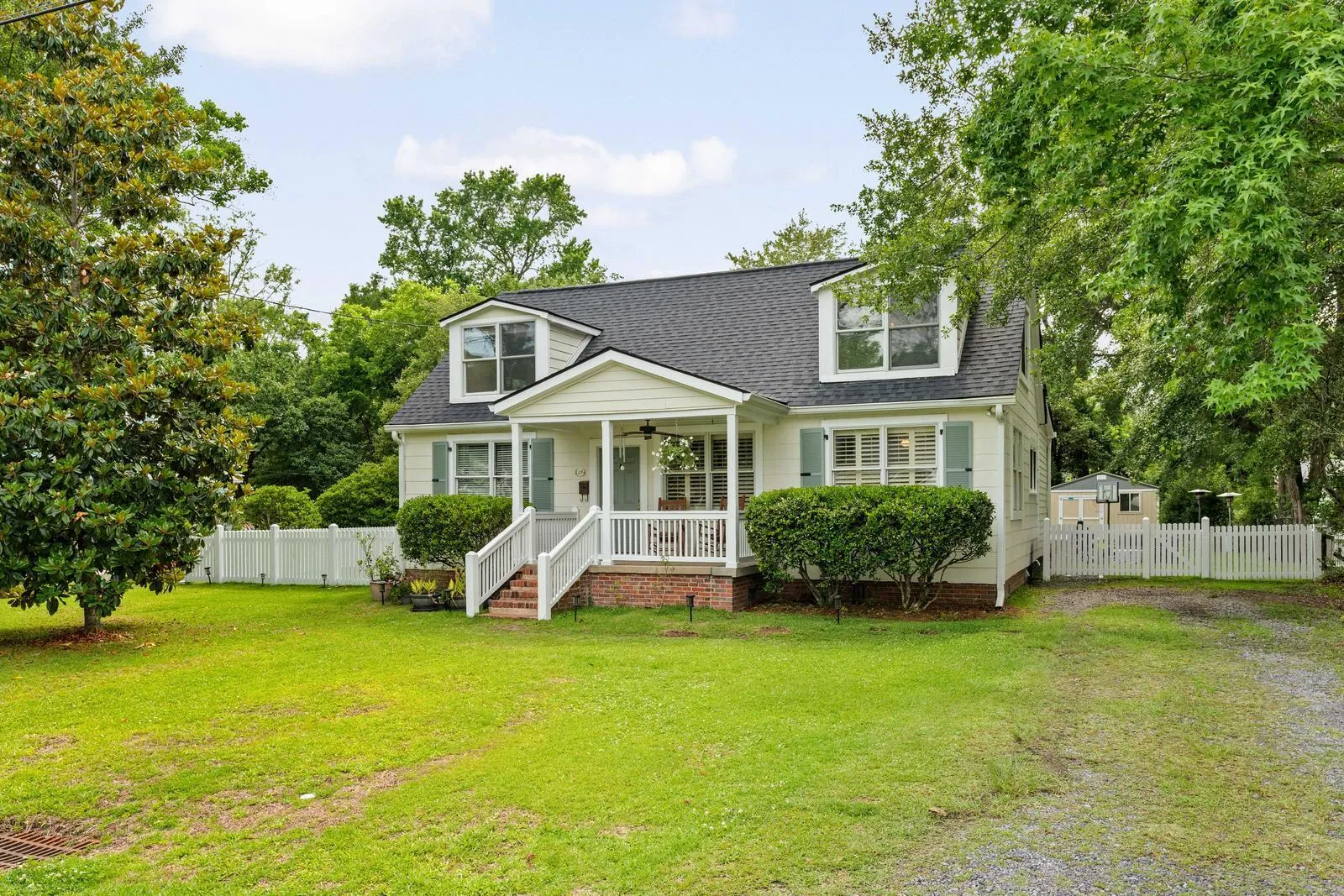 19 Avondale Avenue