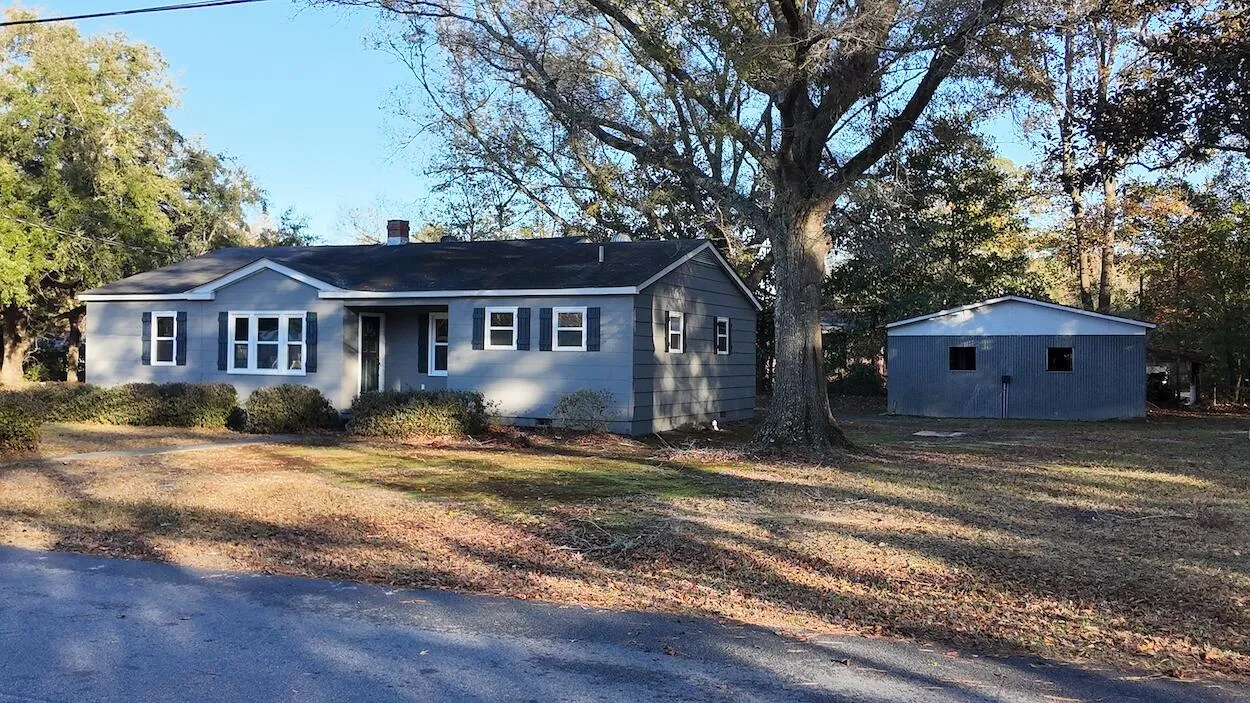 412 Live Oak Street