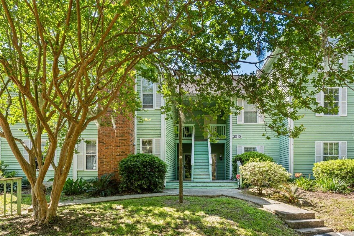 2010 Coldspring Drive 502