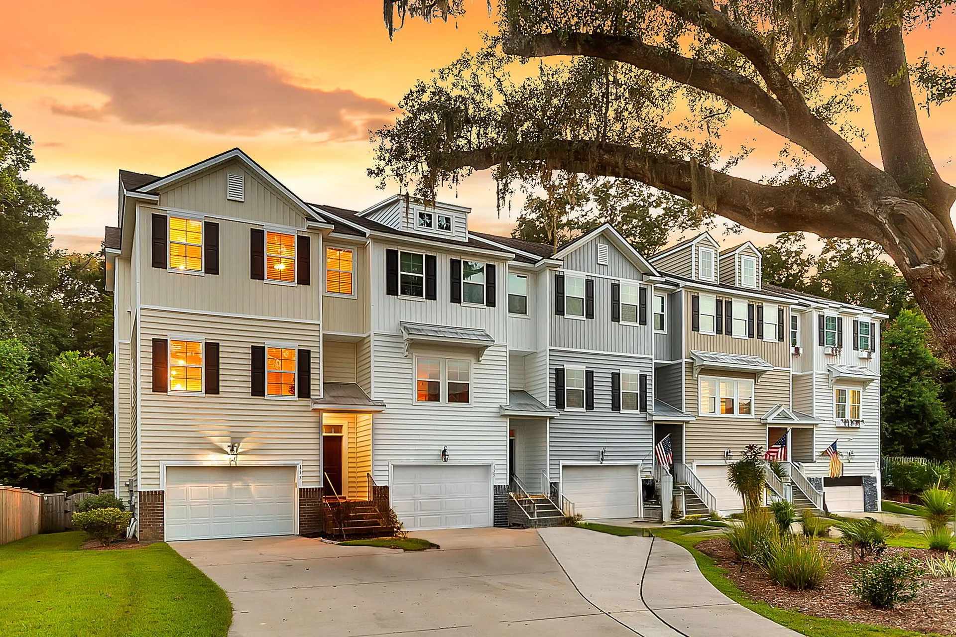 137 Claret Cup Way