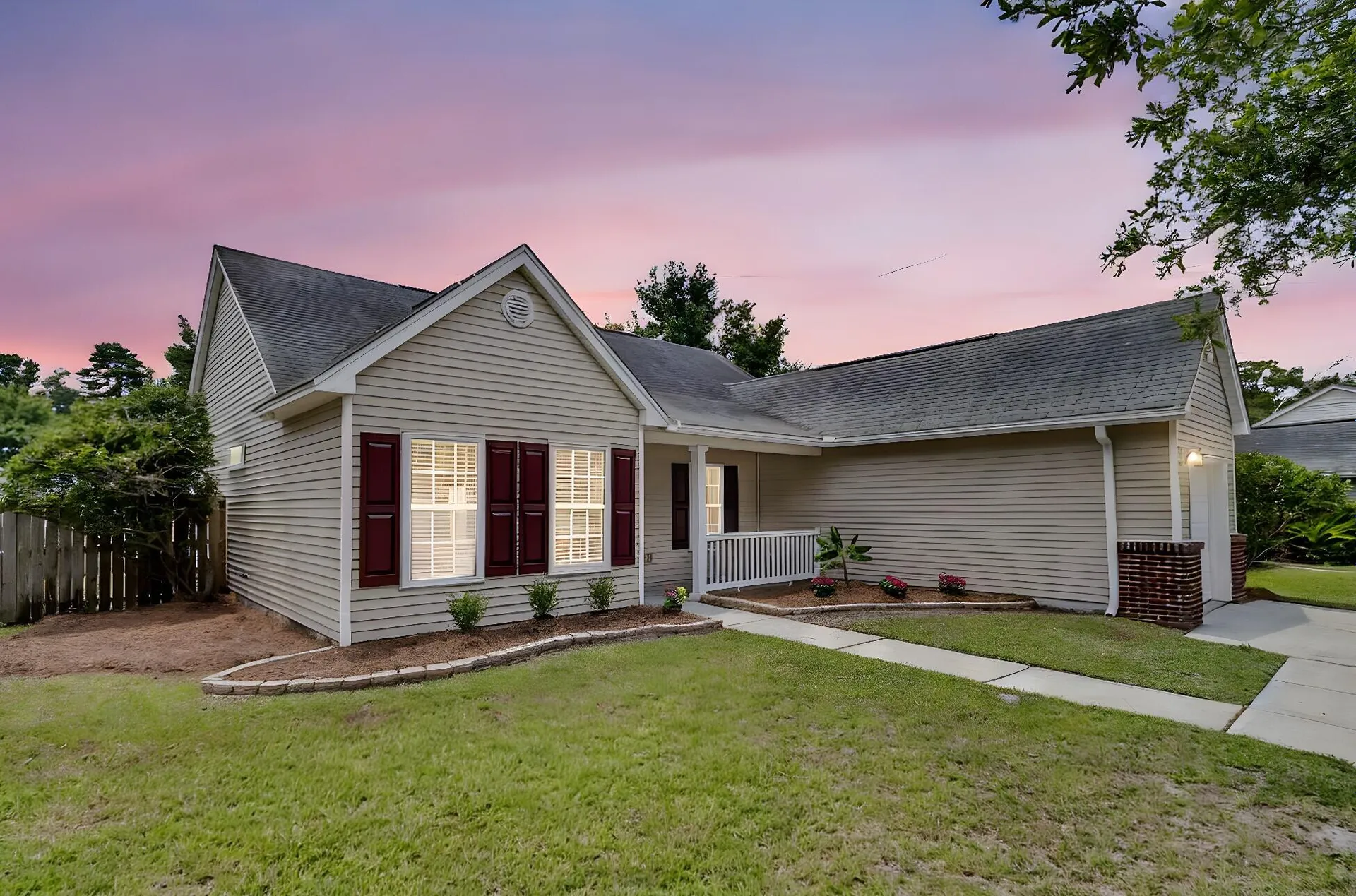 Property image 2 at 5134 Thornton Drive, Summerville, SC 29485