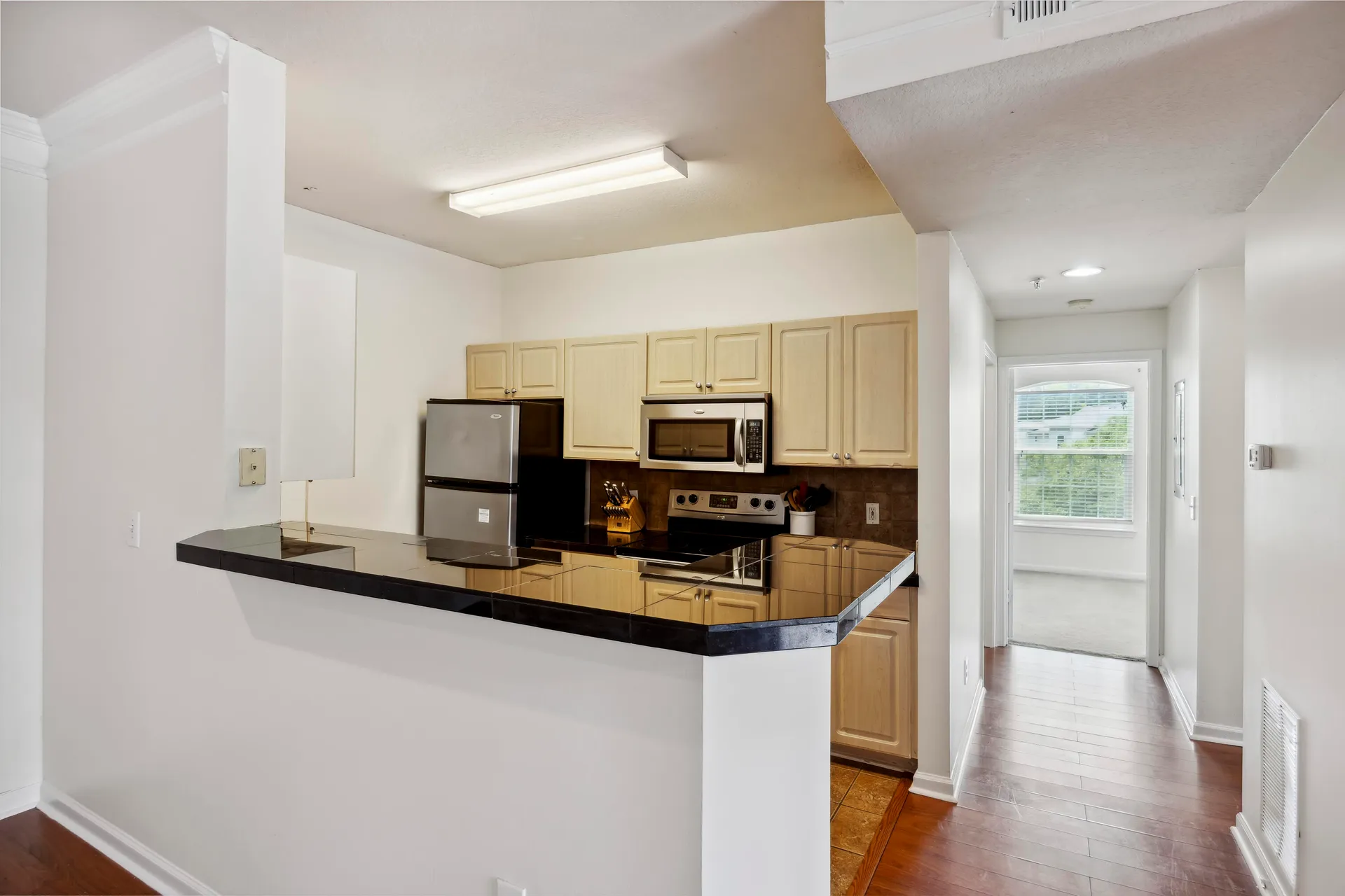 Property image 5 at 1300 Park West Boulevard 822, Mount Pleasant, SC 29466