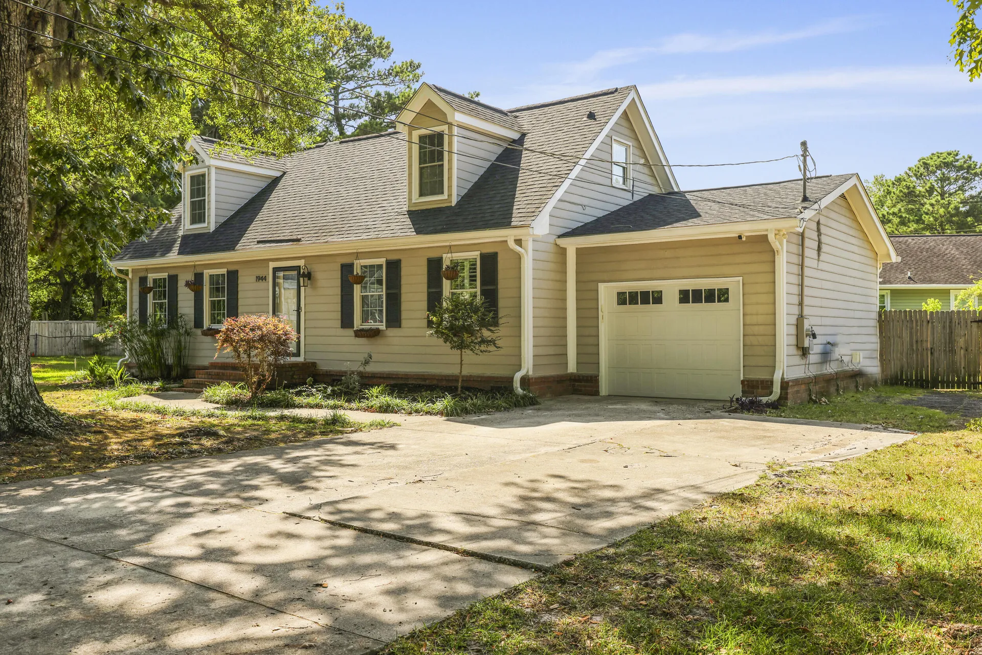 Property image 2 at 1944 Woodland Road, Charleston, SC 29414