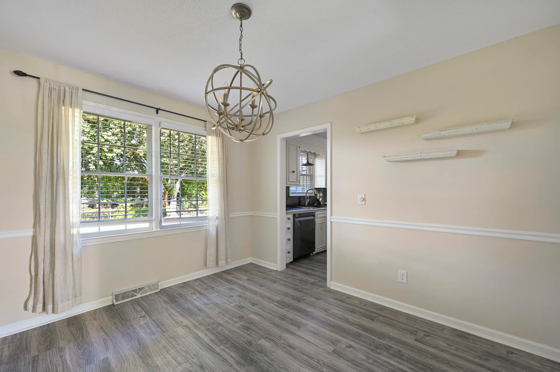 Property image 5 at 8131 Waltham Road, North Charleston, SC 29406