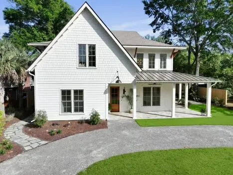 Property image 2 at 755 Adluh Street, Mount Pleasant, SC 29464