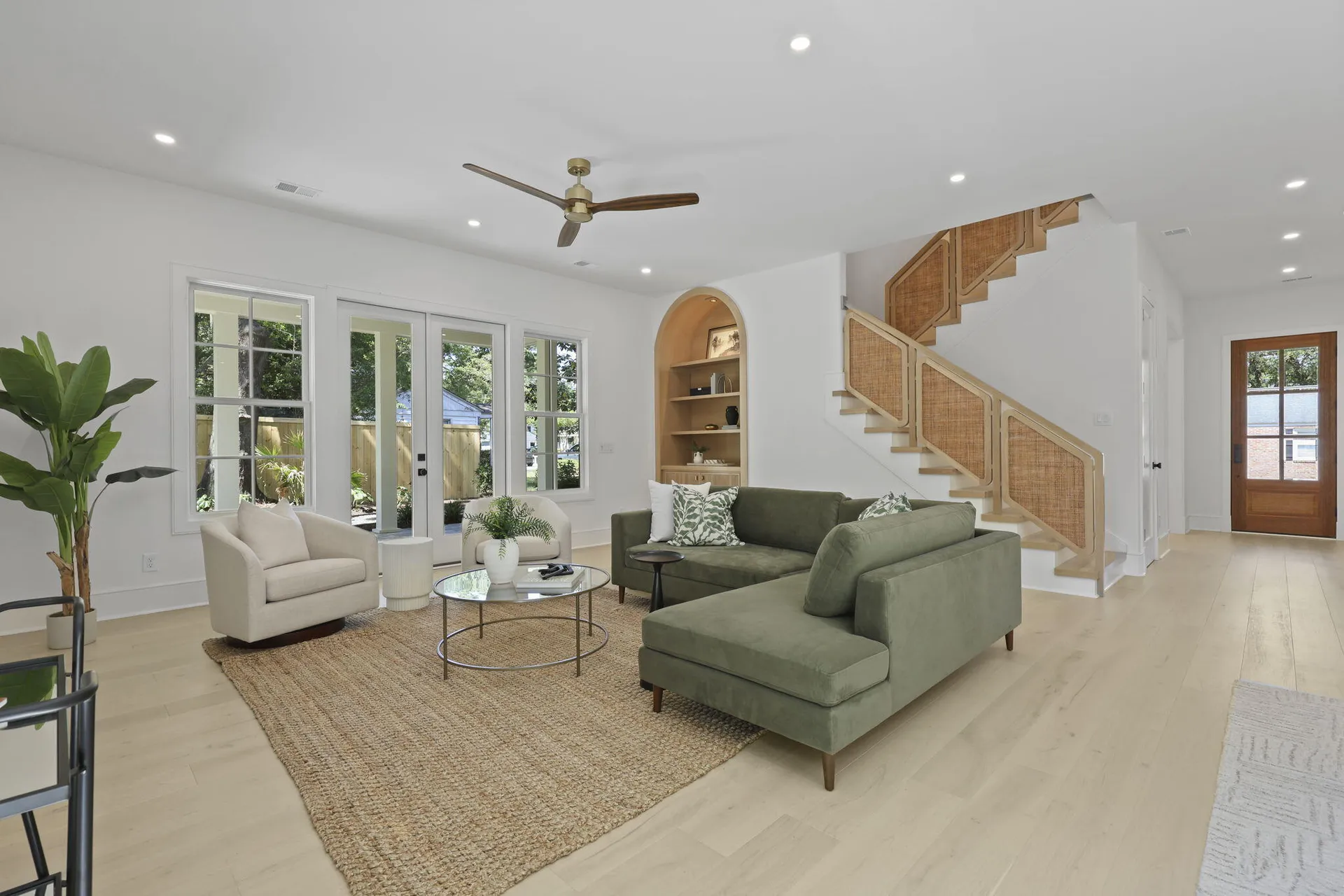Property image 3 at 755 Adluh Street, Mount Pleasant, SC 29464