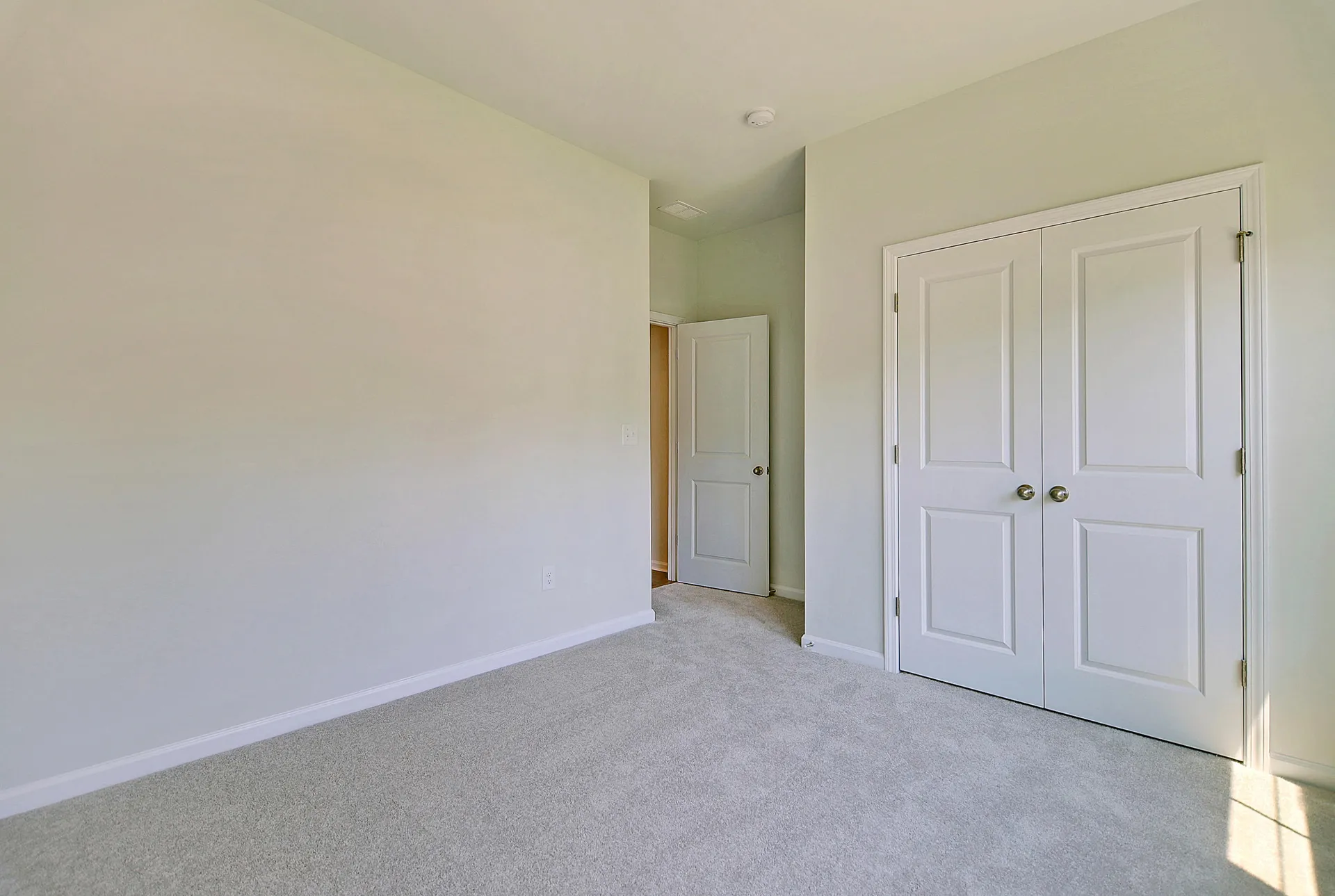 Property image 3 at 528 Winter Wren Way, Moncks Corner, SC 29461