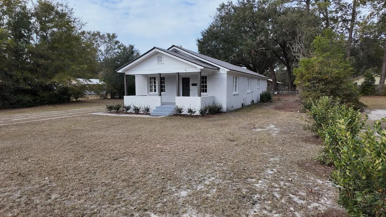 Property image 2 at 220 Thompson Street, Walterboro, SC 29488