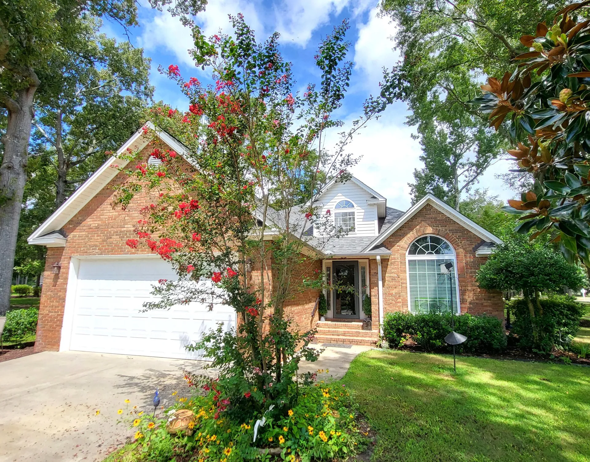 256 Ridge Lake Drive