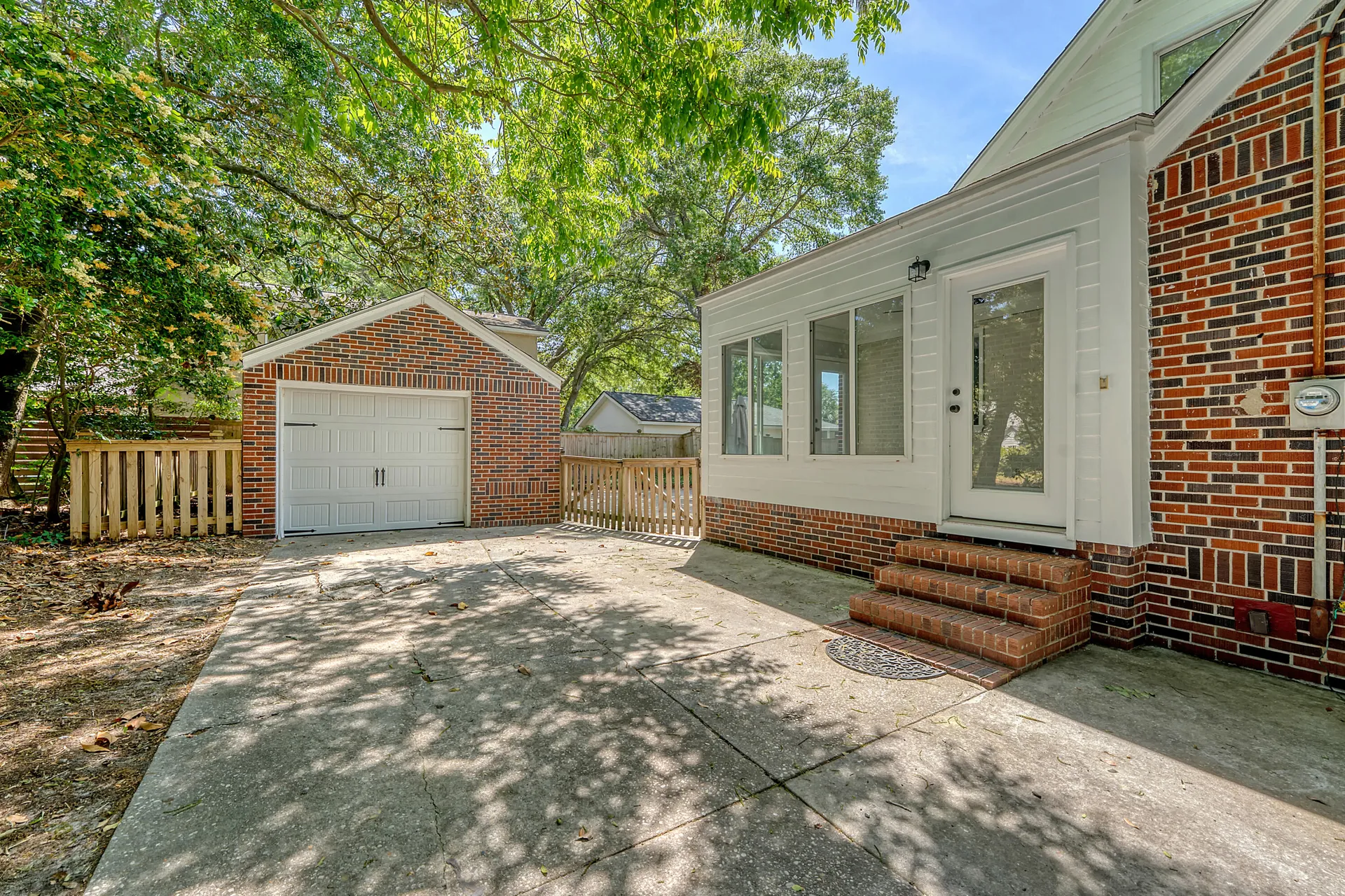 Property image 5 at 13 Charlestowne Road, Charleston, SC 29407