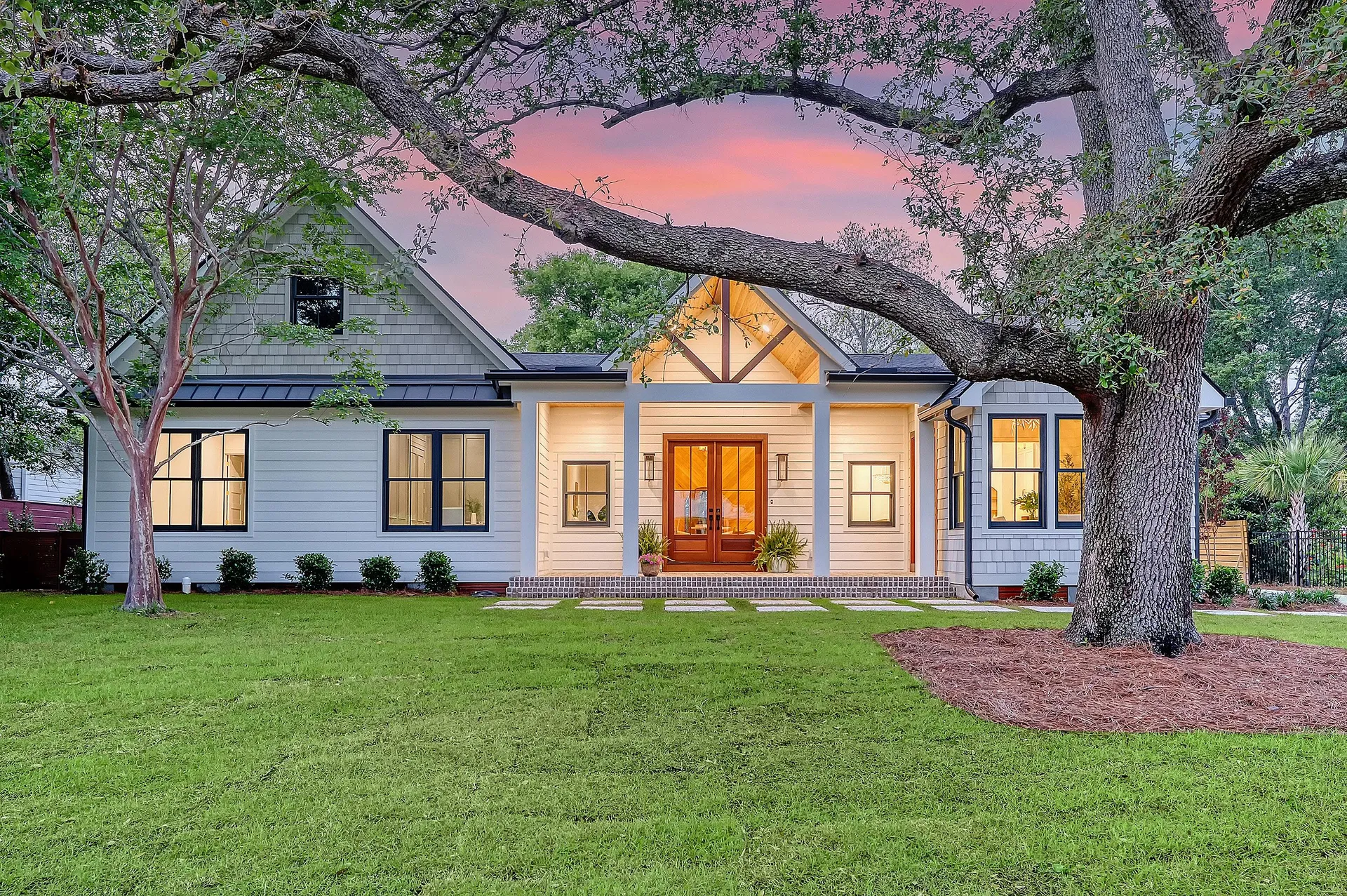 The Groves, Mount Pleasant Community