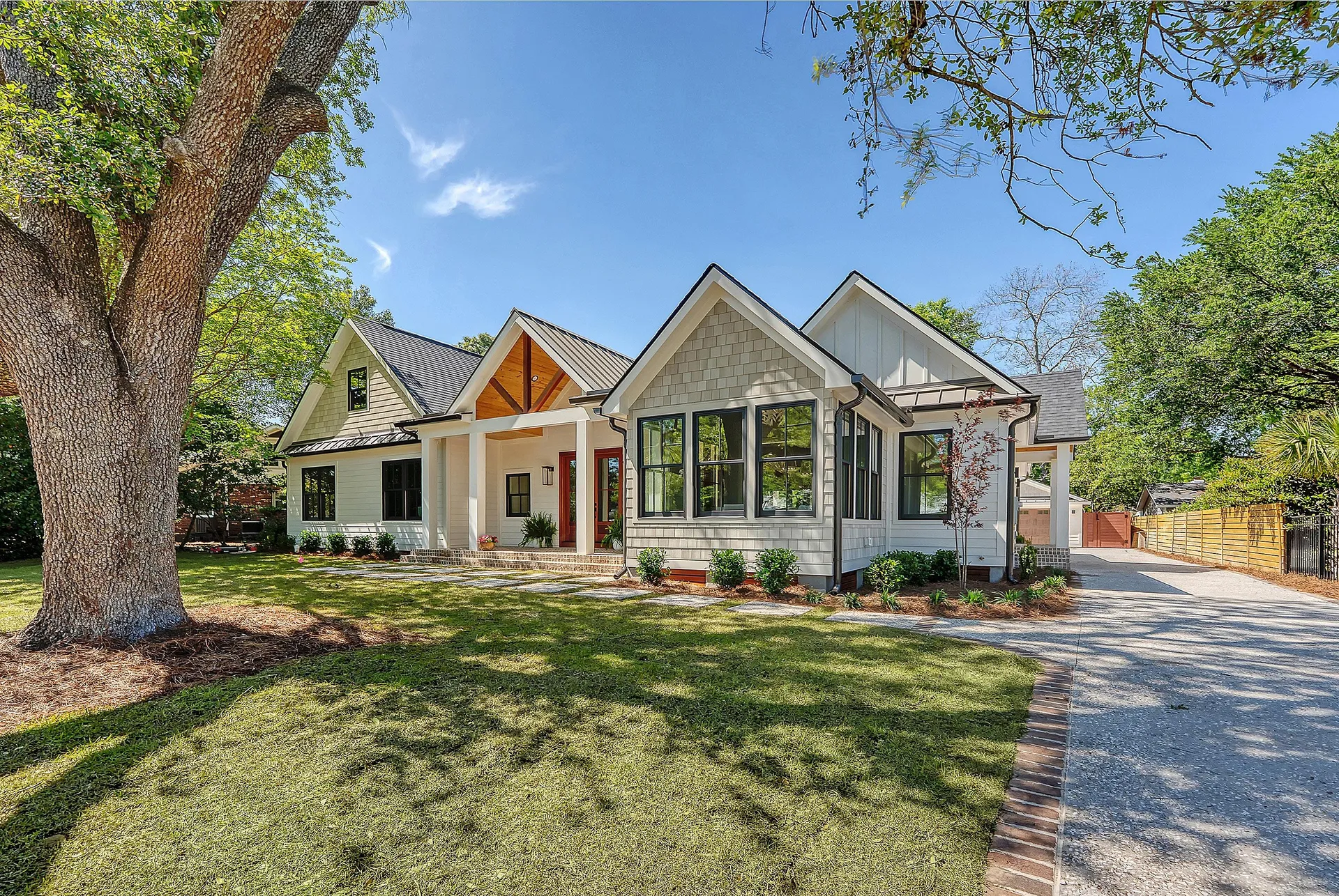 Property image 4 at 422 Palm Street, Mount Pleasant, SC 29464