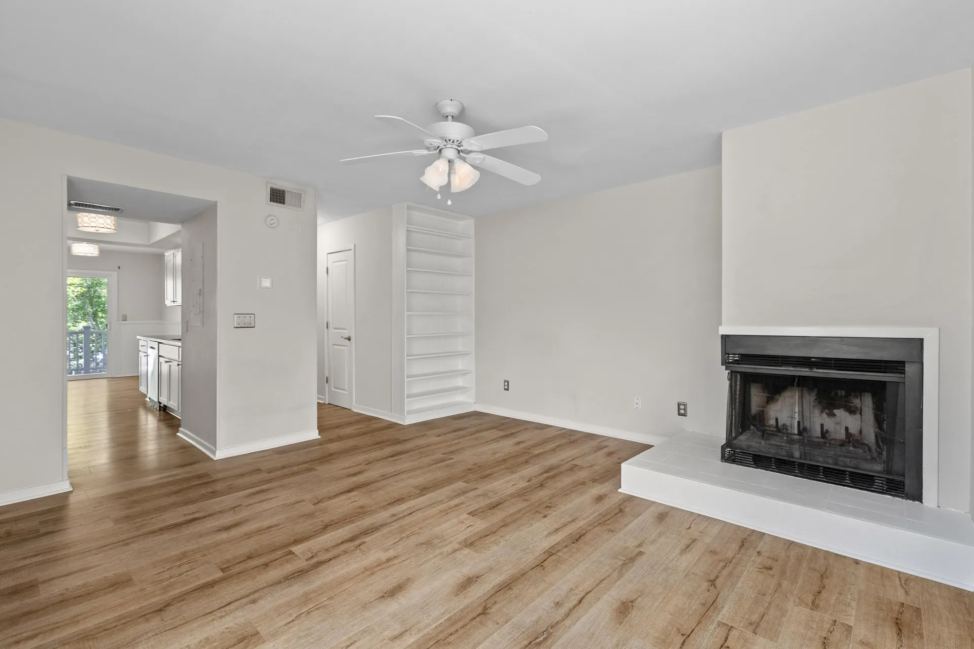 Property image 3 at 2333 Tall Sail Drive 607, Charleston, SC 29414