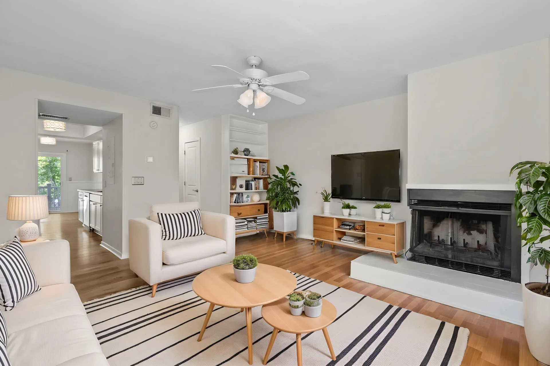 Property image 4 at 2333 Tall Sail Drive 607, Charleston, SC 29414