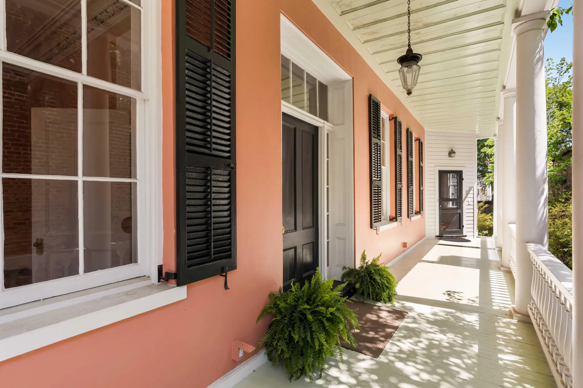 Property image 3 at 17 Wentworth Street, Charleston, SC 29401