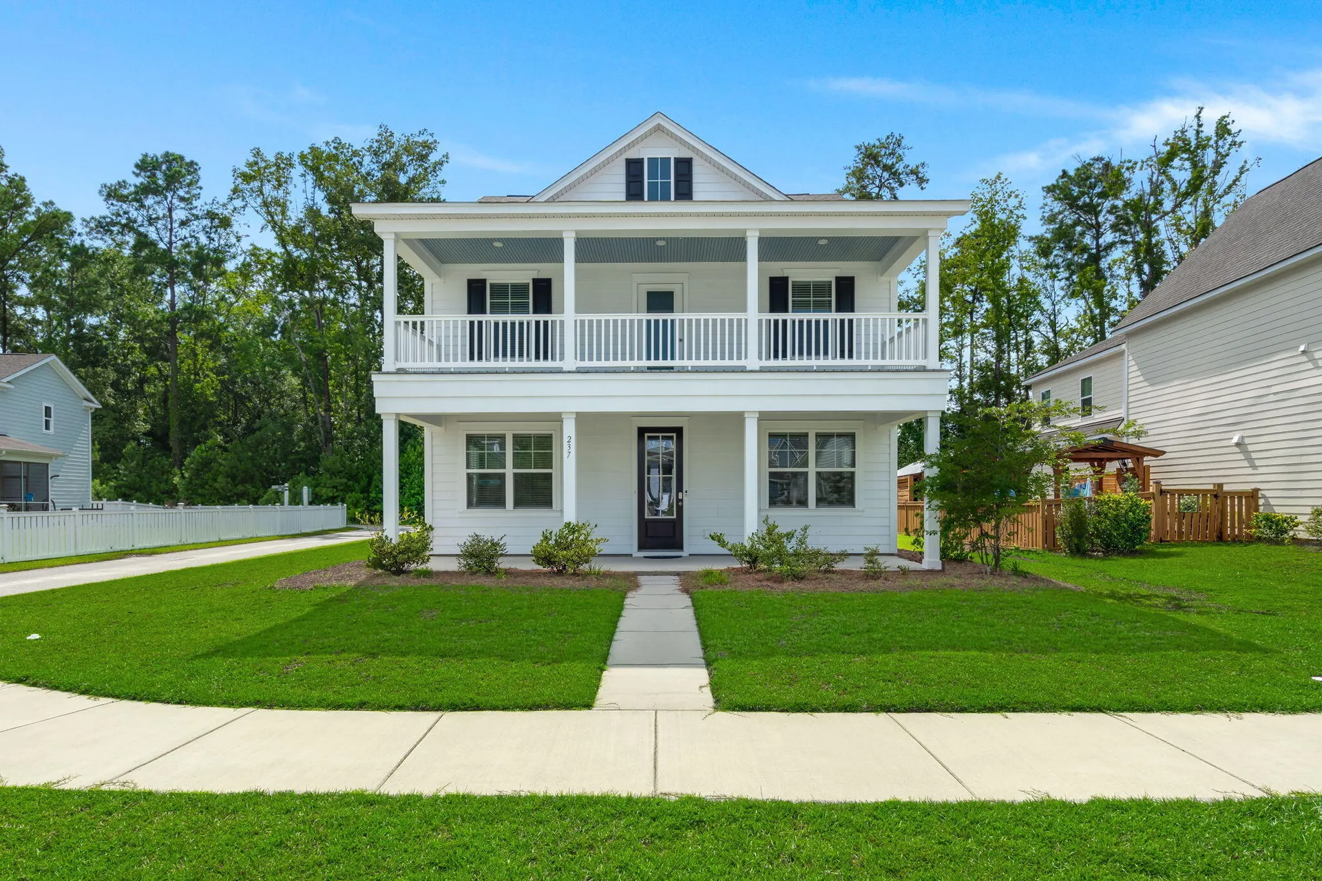 Property image 2 at 237 Oak View Way, Summerville, SC 29483