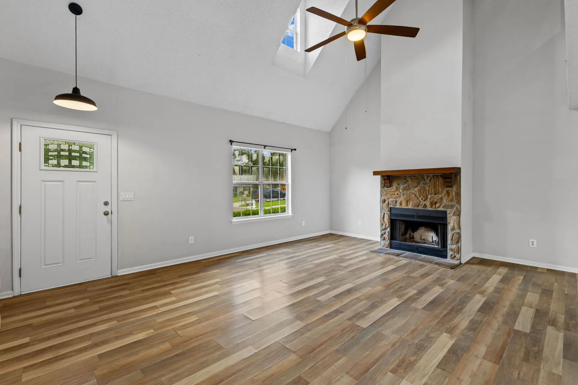 Property image 4 at 136 Old Saybrook Road, North Charleston, SC 29418