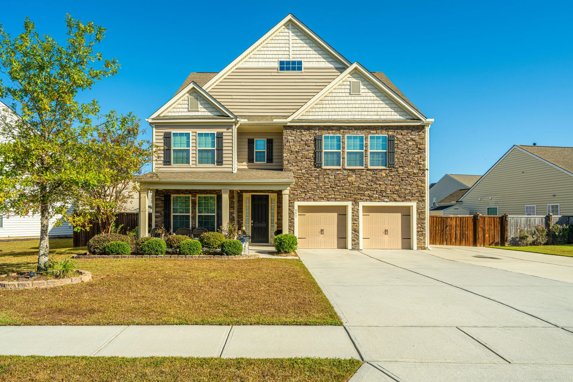 Carriage Lane, Summerville Community