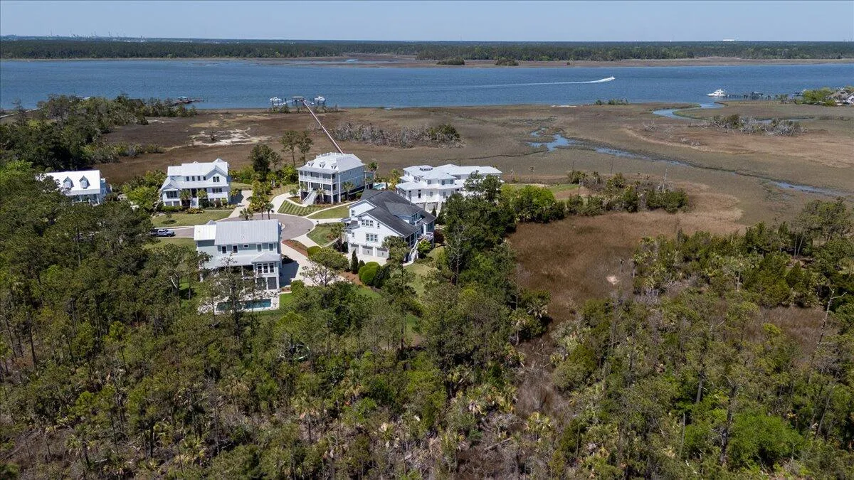 Property image 2 at 1905 Lone Oak Point, Mount Pleasant, SC 29466