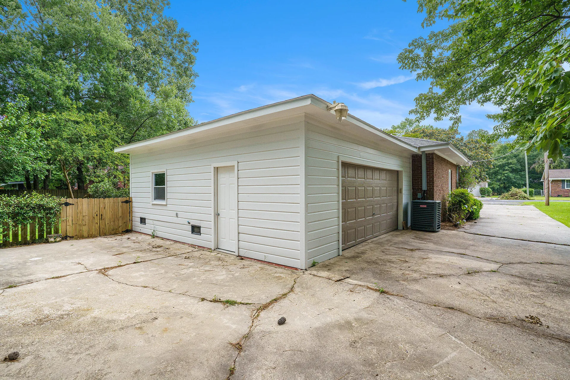 Property image 3 at 1833 St Julian Drive, Charleston, SC 29407