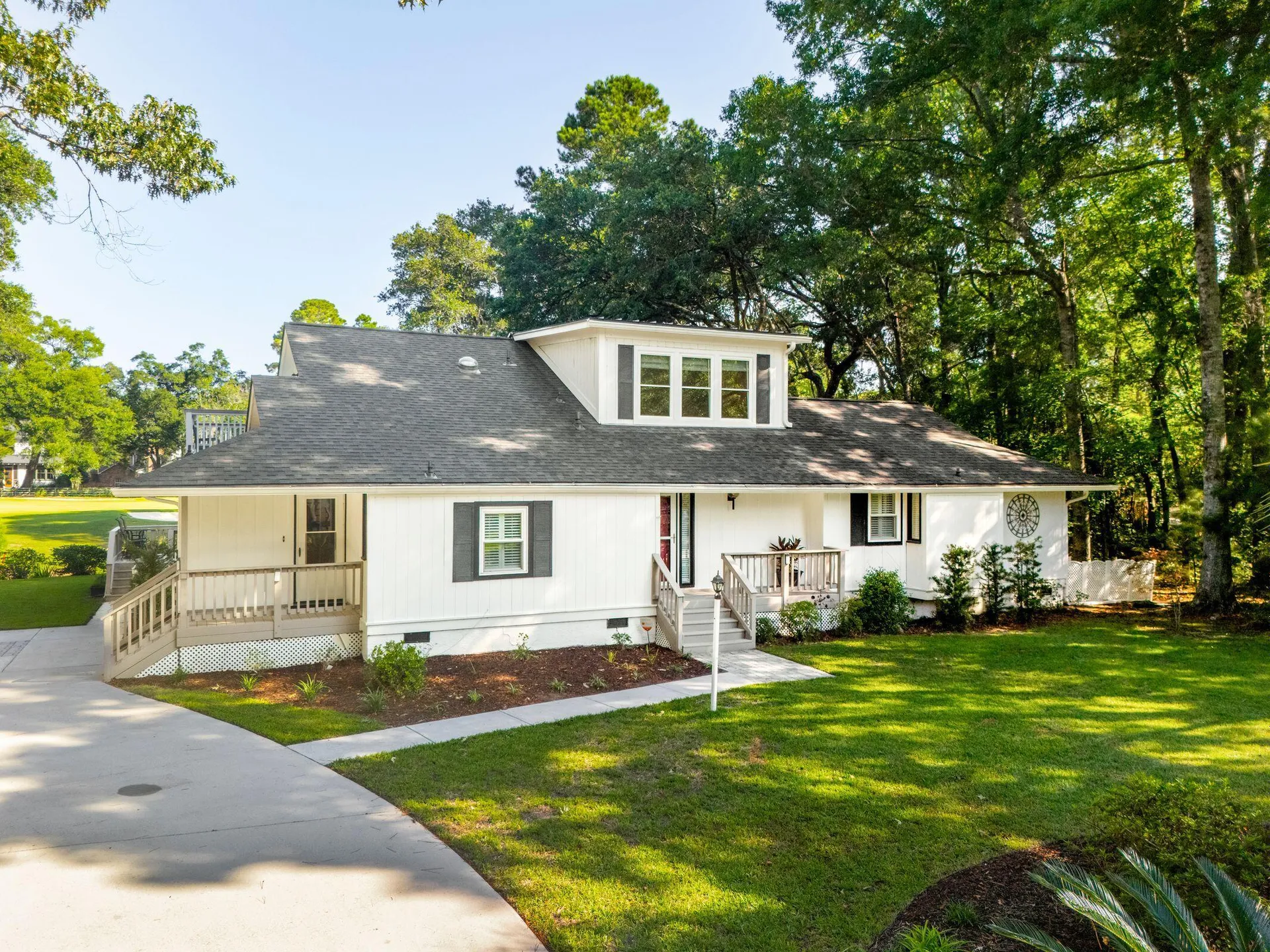 Property image 2 at 1018 Casseque Province, Mount Pleasant, SC 29464