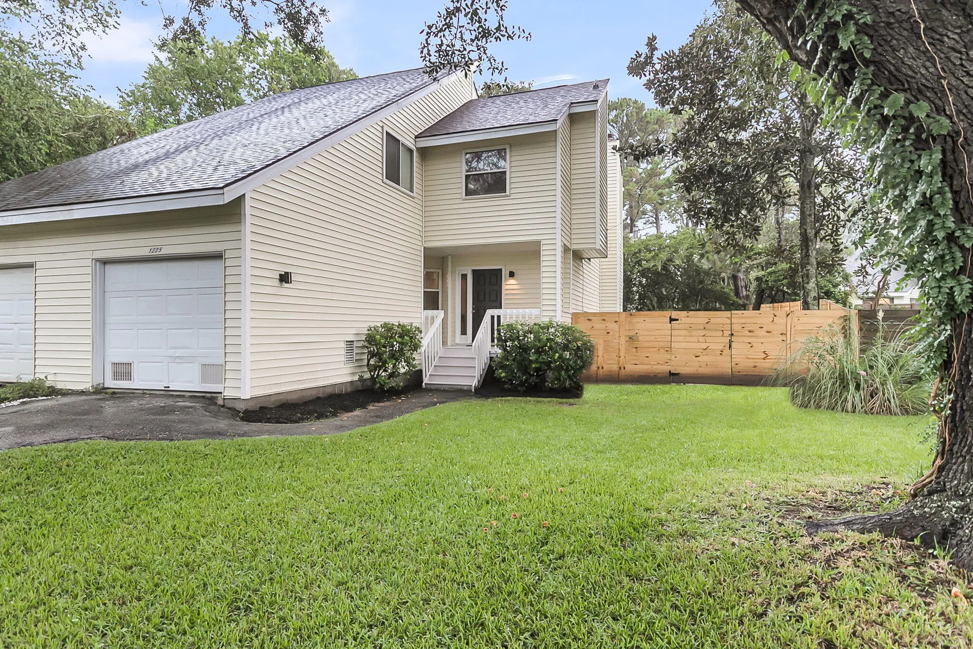 Property image 2 at 1225 Valley Forge Drive, Charleston, SC 29412