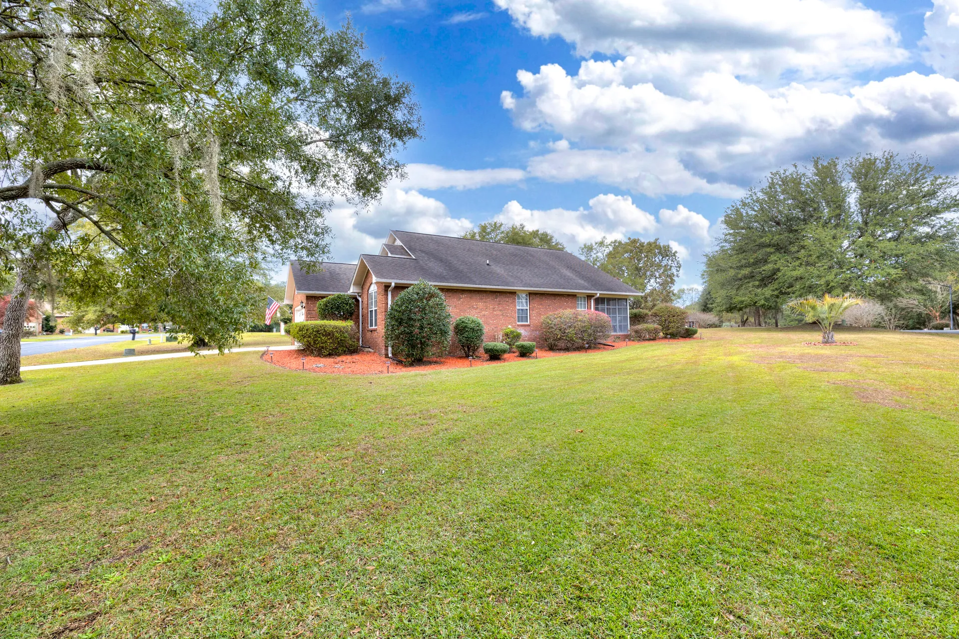 Property image 2 at 101 Oakview Circle, Manning, SC 29102