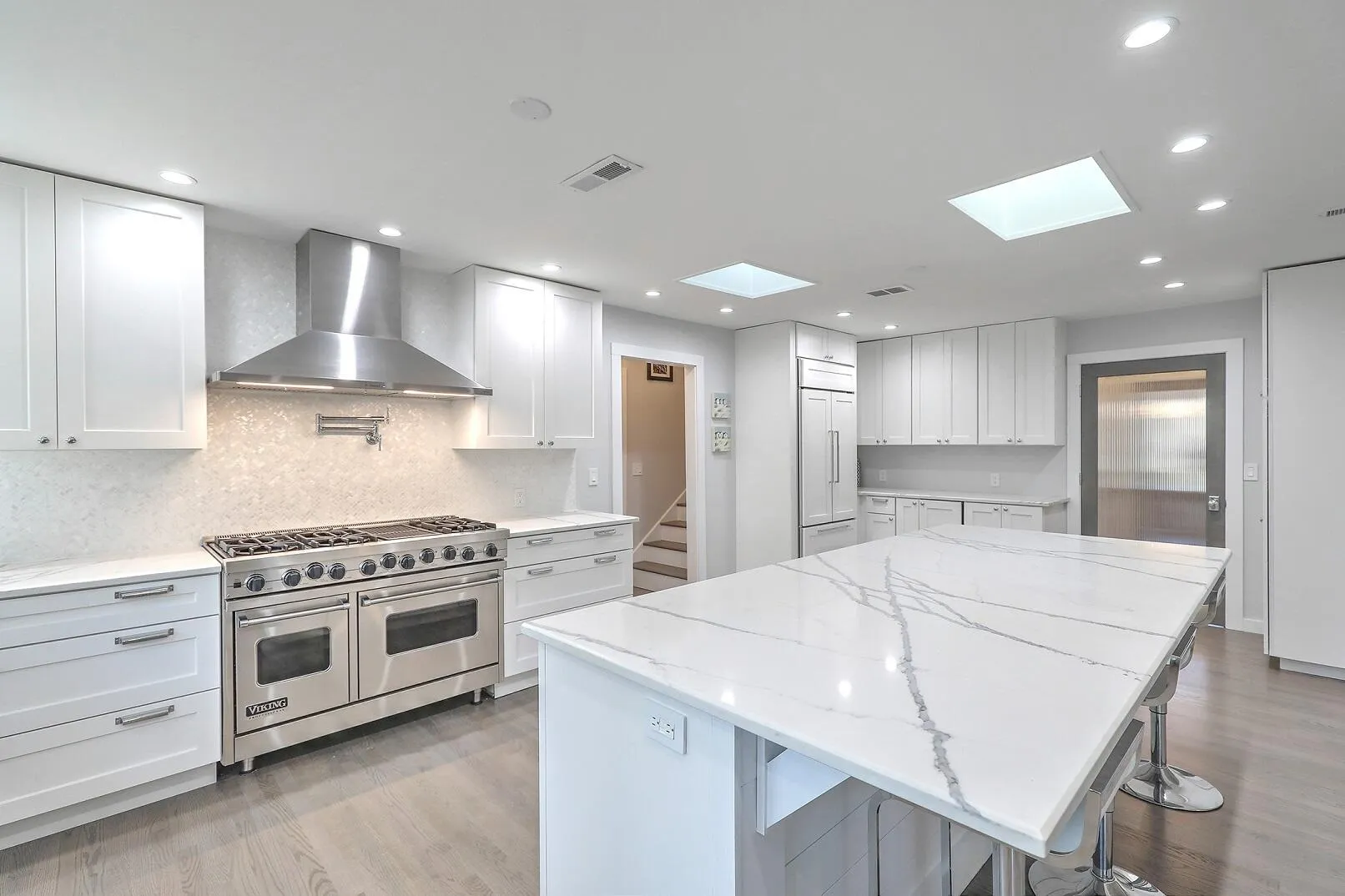 26 Edgewater Alley